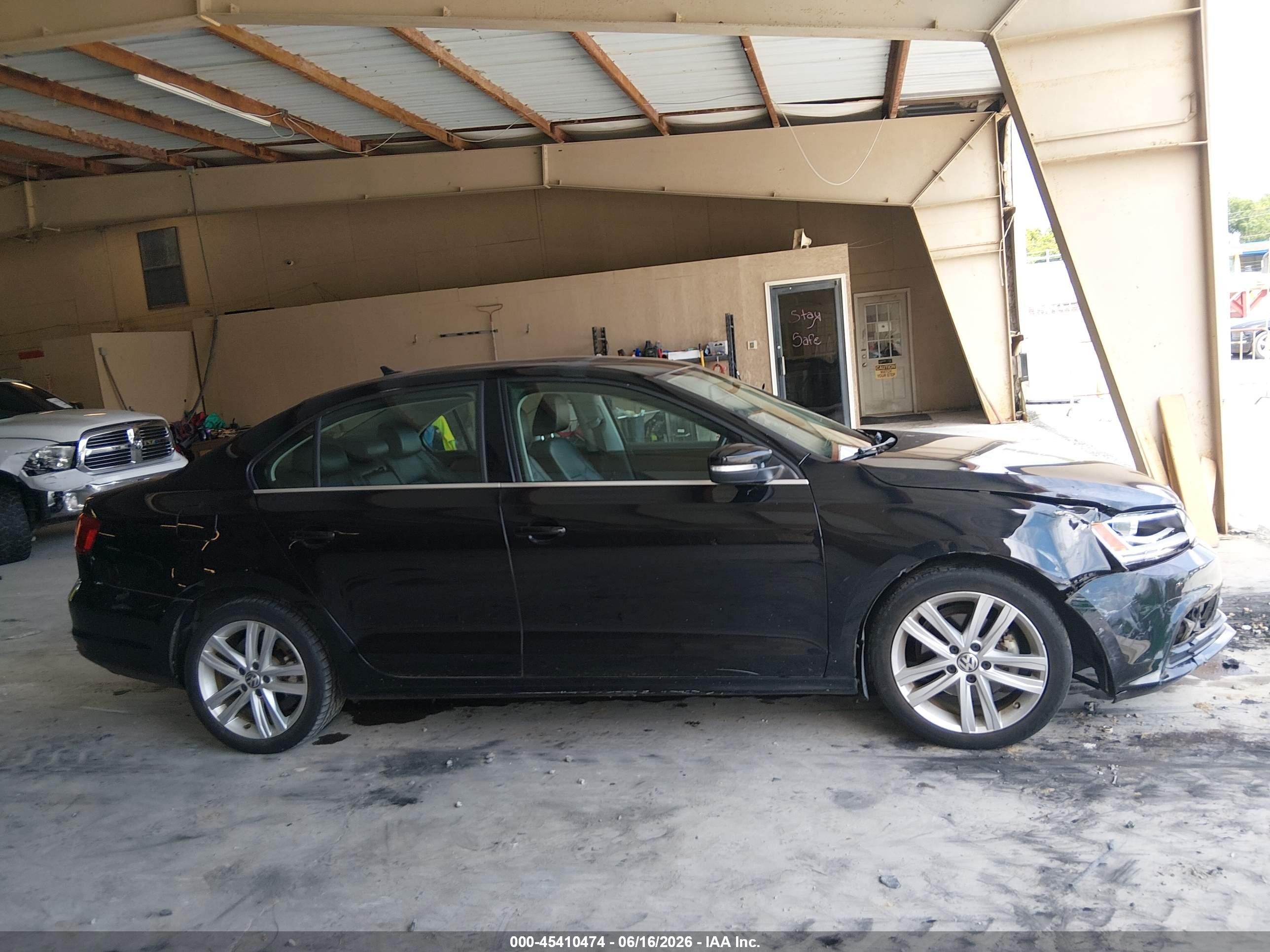 2015 Volkswagen Jetta 1.8t Sel Black vin: 3VWL07AJ9FM259408