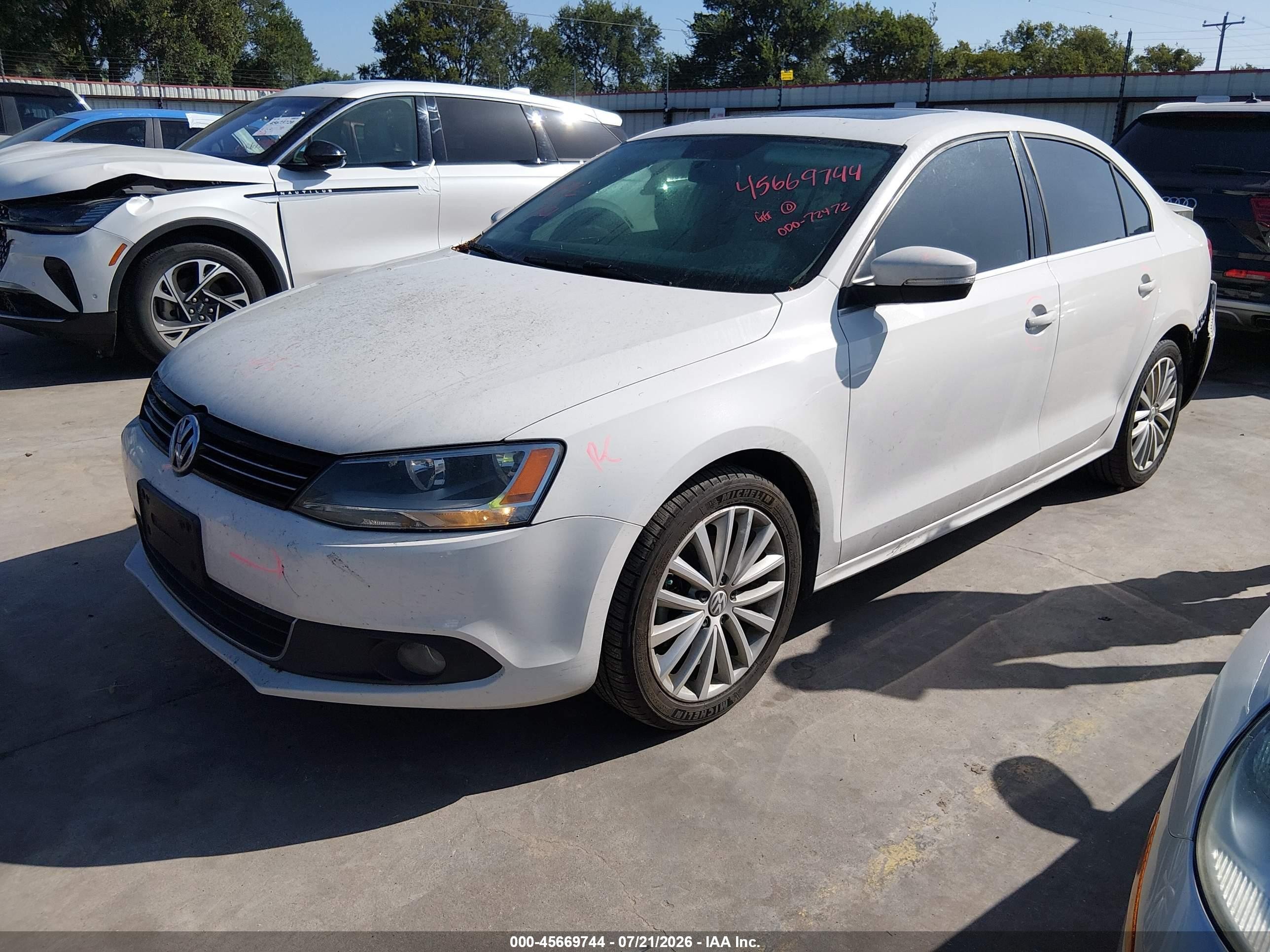 2014 Volkswagen Jetta 1.8t Sel White vin: 3VWL07AJXEM389714