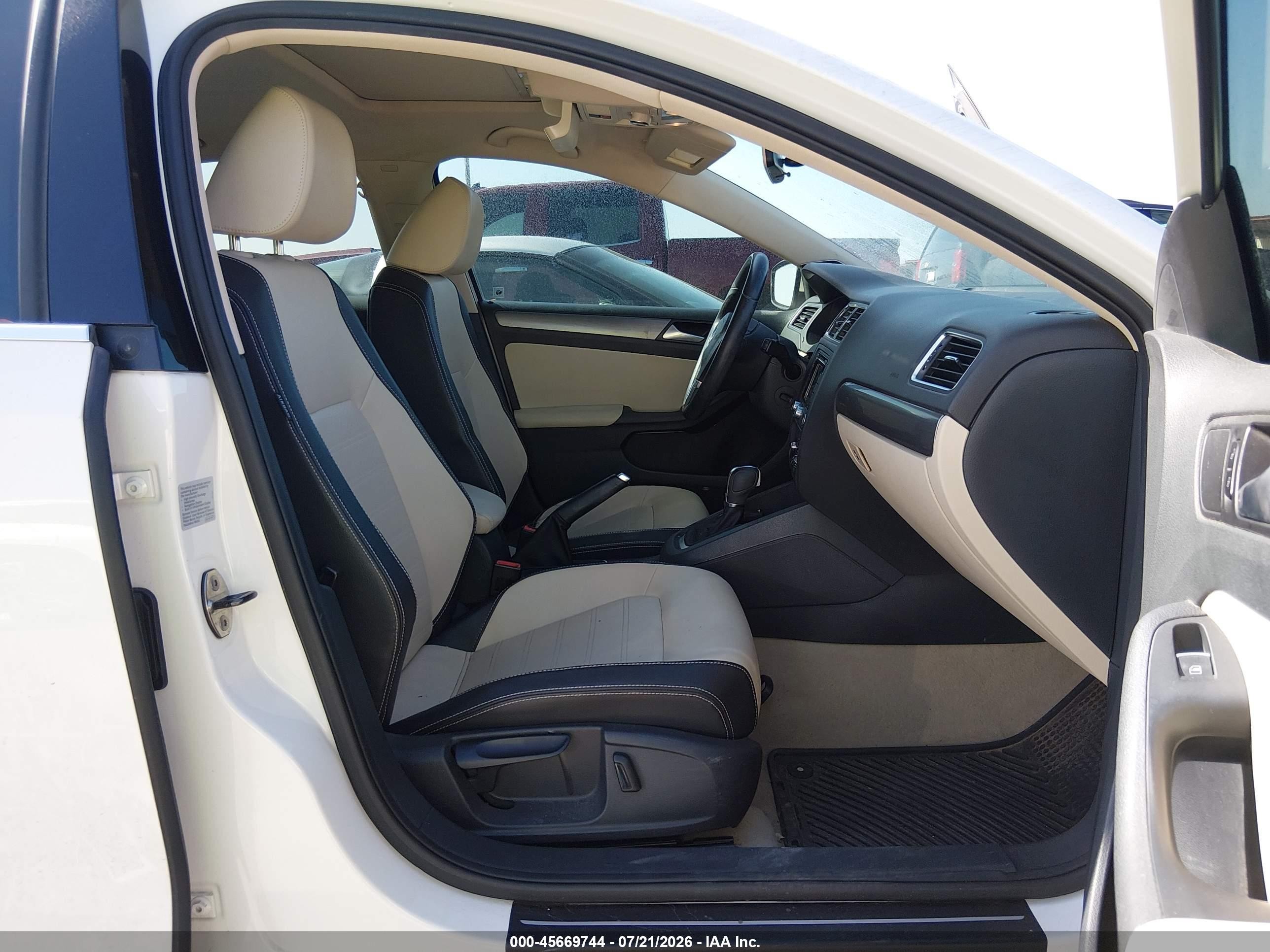 2014 Volkswagen Jetta 1.8t Sel White vin: 3VWL07AJXEM389714
