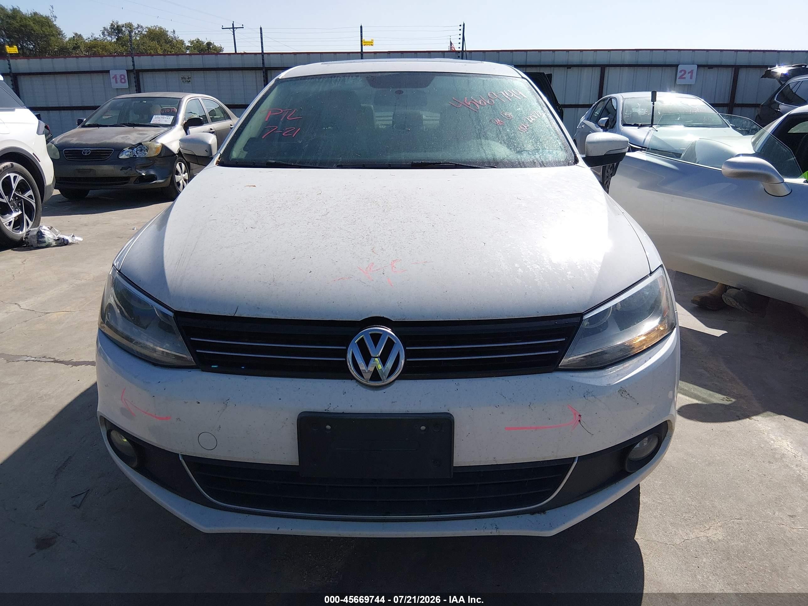 2014 Volkswagen Jetta 1.8t Sel White vin: 3VWL07AJXEM389714