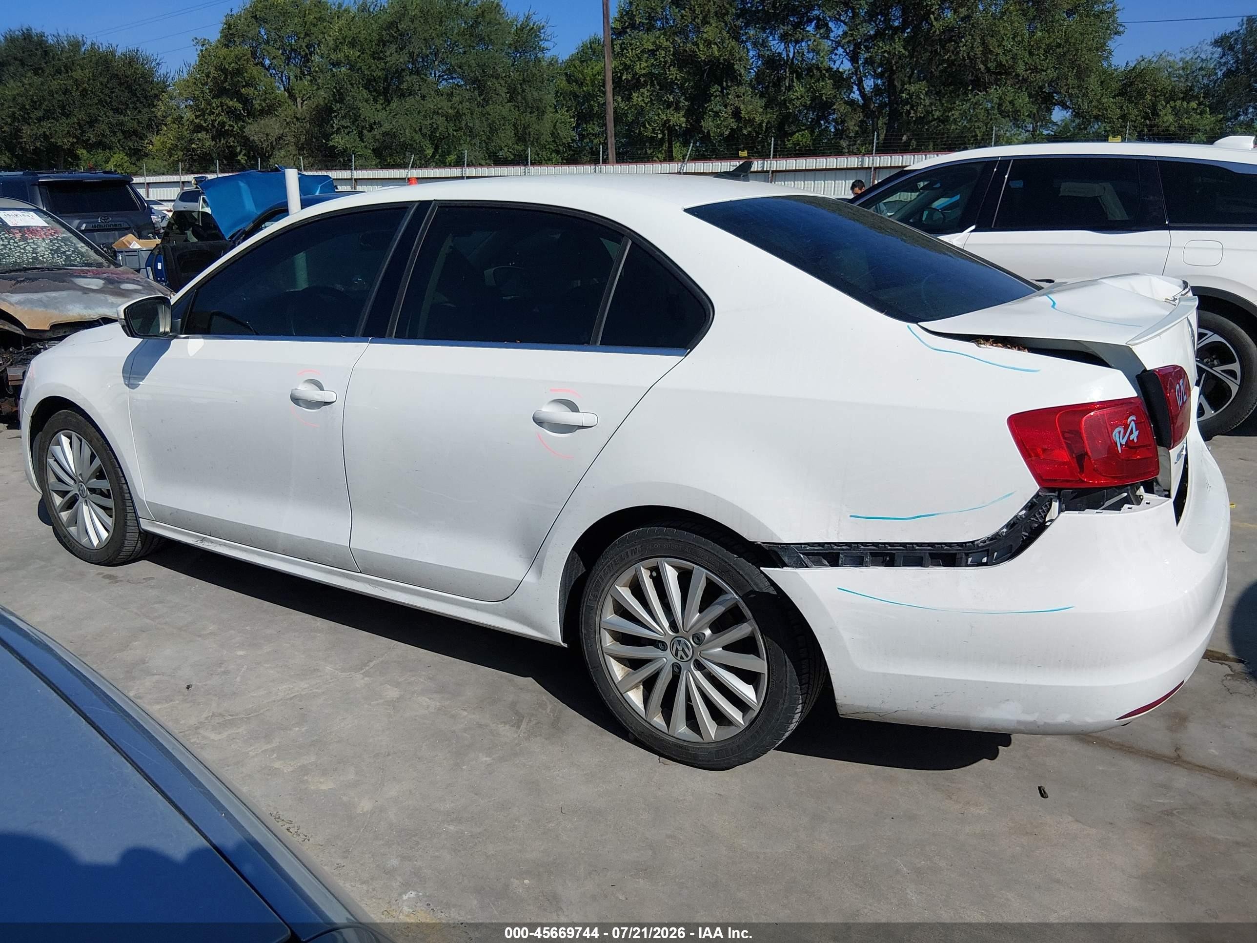 2014 Volkswagen Jetta 1.8t Sel White vin: 3VWL07AJXEM389714