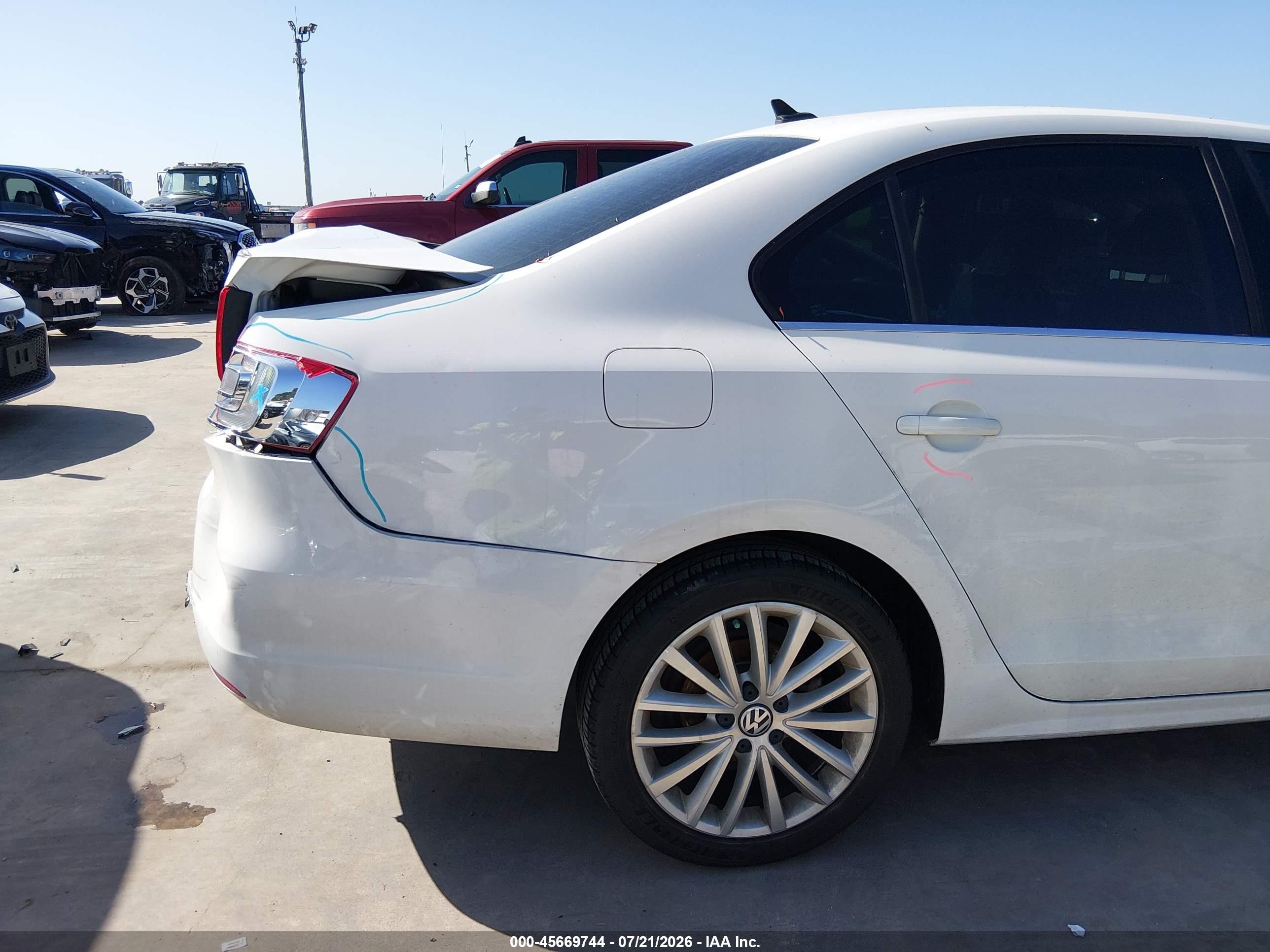 2014 Volkswagen Jetta 1.8t Sel White vin: 3VWL07AJXEM389714