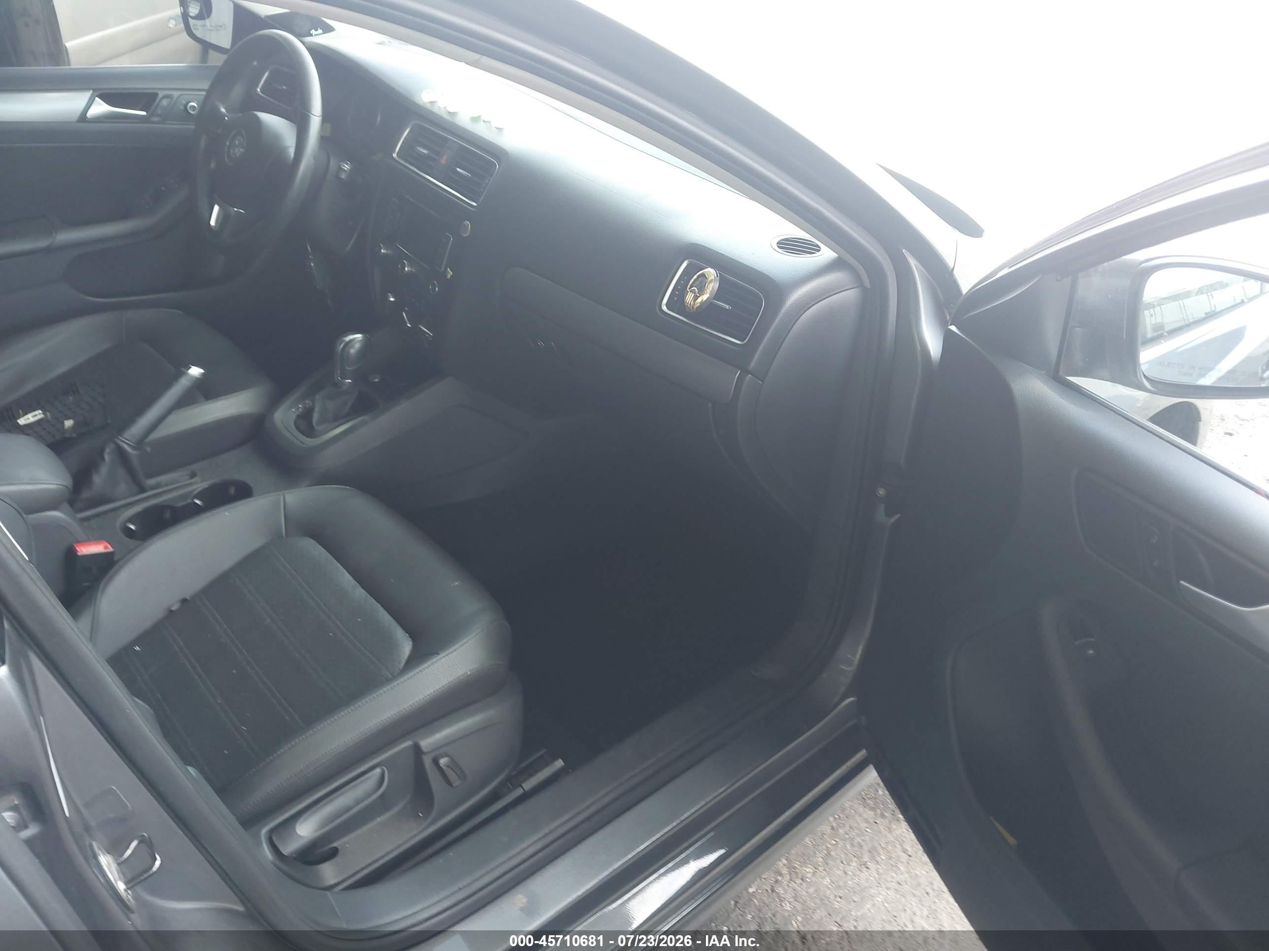 2014 Volkswagen Jetta 1.8t Sel Gray vin: 3VWL17AJ9EM293361