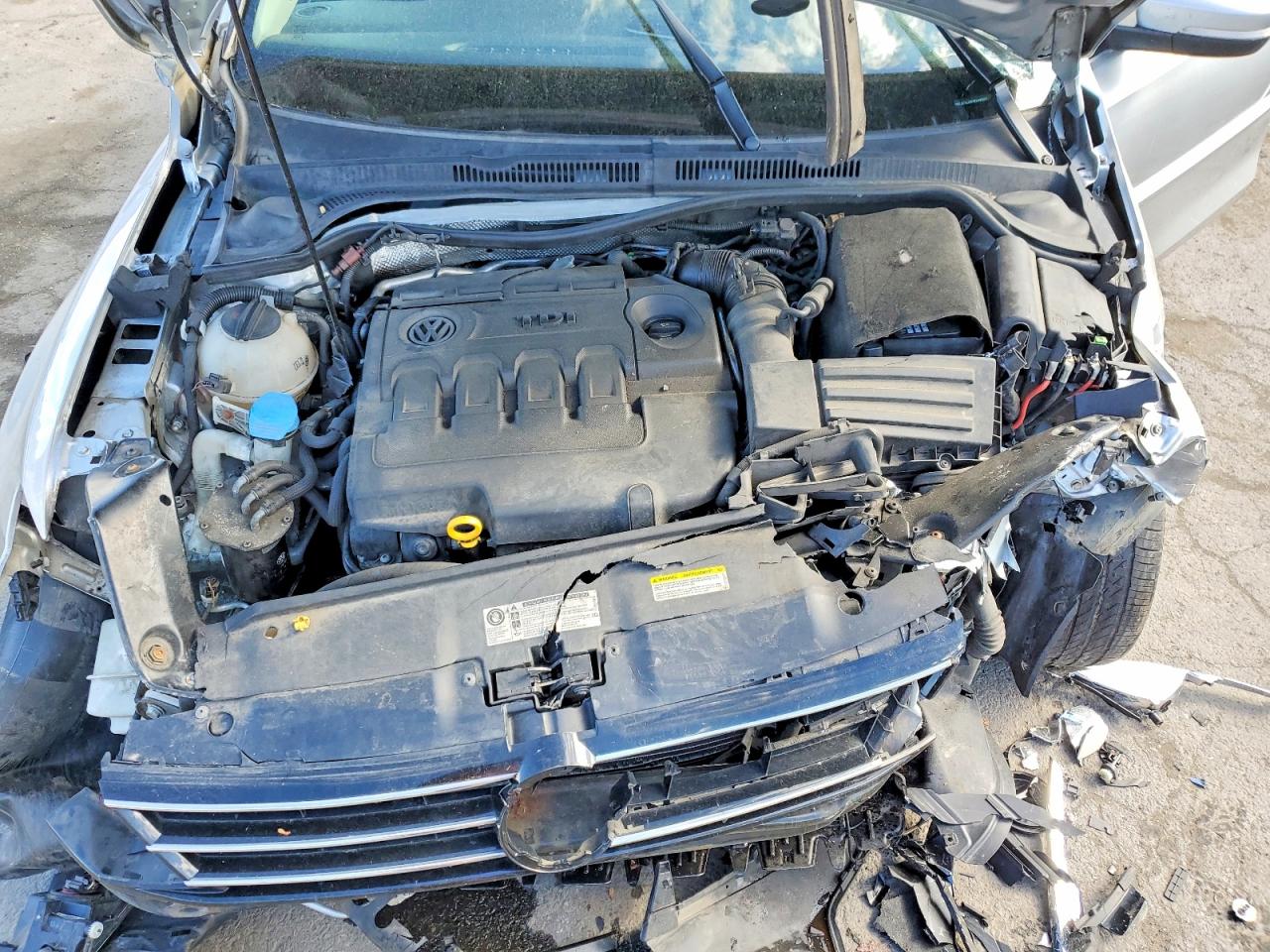 2015 Volkswagen Jetta Tdi Silver vin: 3VWLA7AJ0FM246608