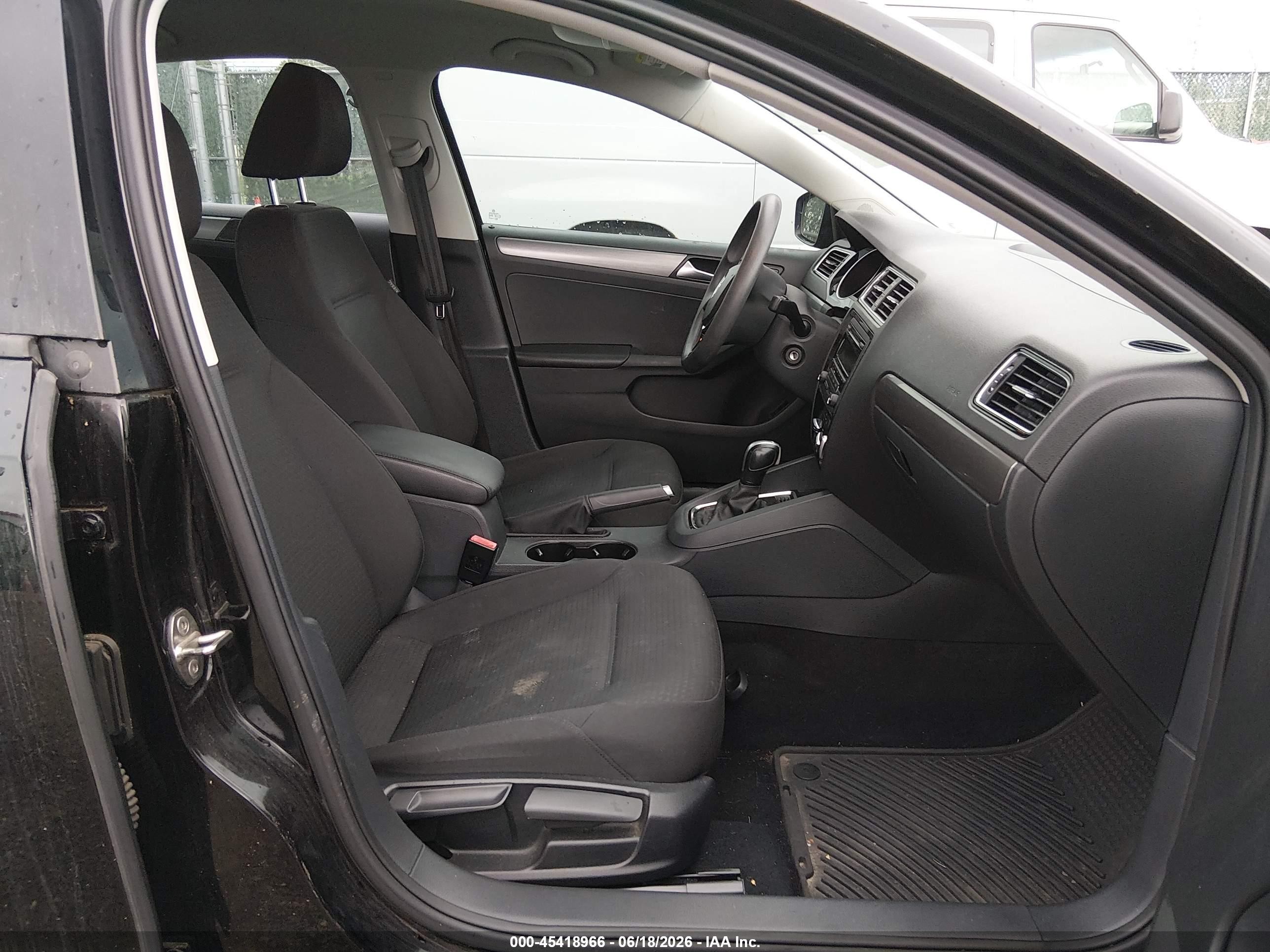 2015 Volkswagen Jetta 2.0l Tdi S Black vin: 3VWLA7AJ0FM328323