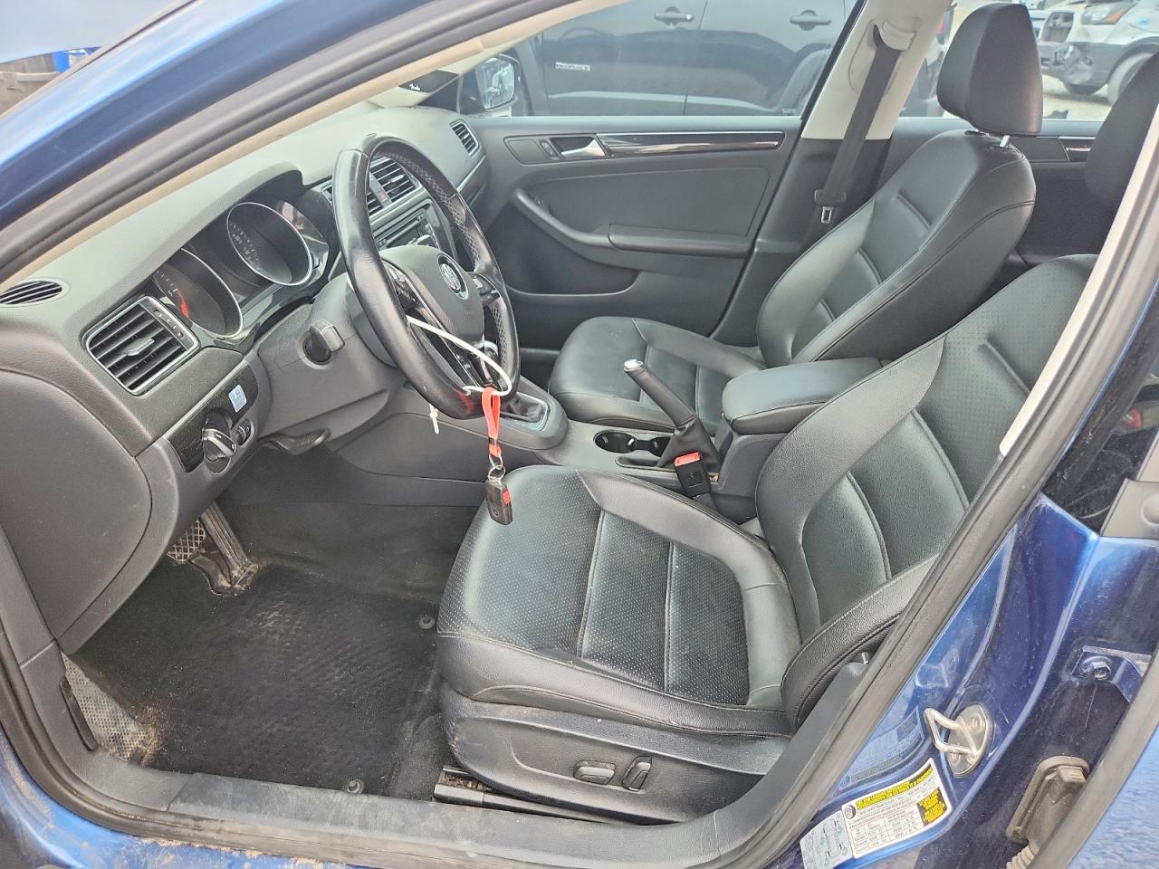 2015 Volkswagen Jetta Tdi Blue vin: 3VWLA7AJ1FM262428