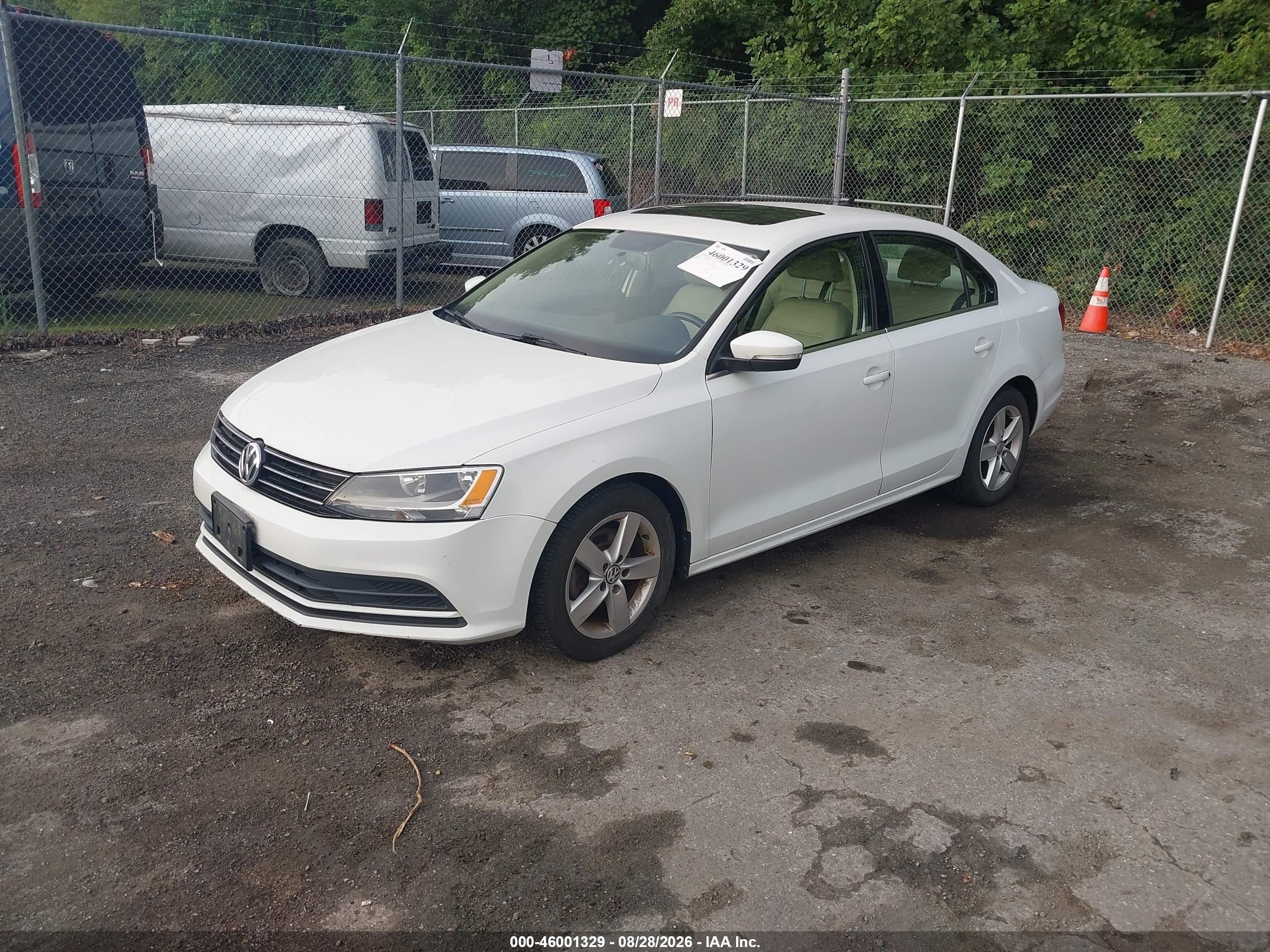 2015 Volkswagen Jetta 2.0l Tdi Se White vin: 3VWLA7AJ1FM265734