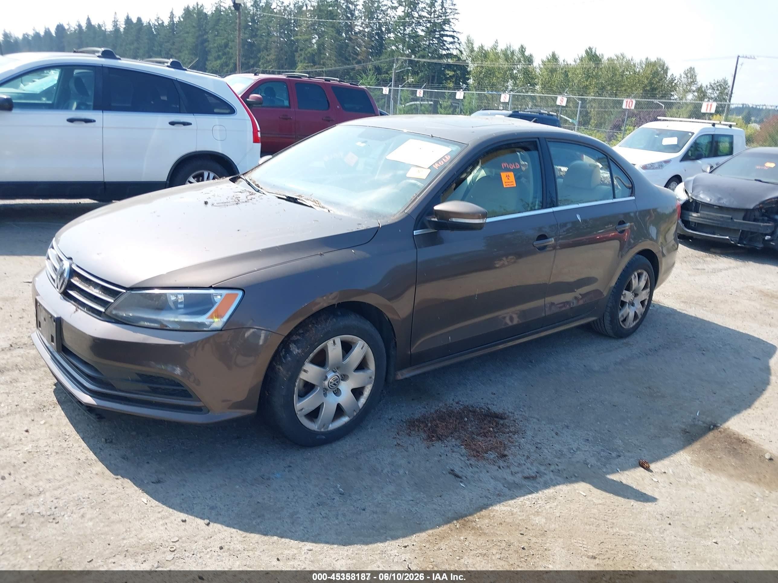 2015 Volkswagen Jetta 2.0l Tdi Se Brown vin: 3VWLA7AJ1FM306122