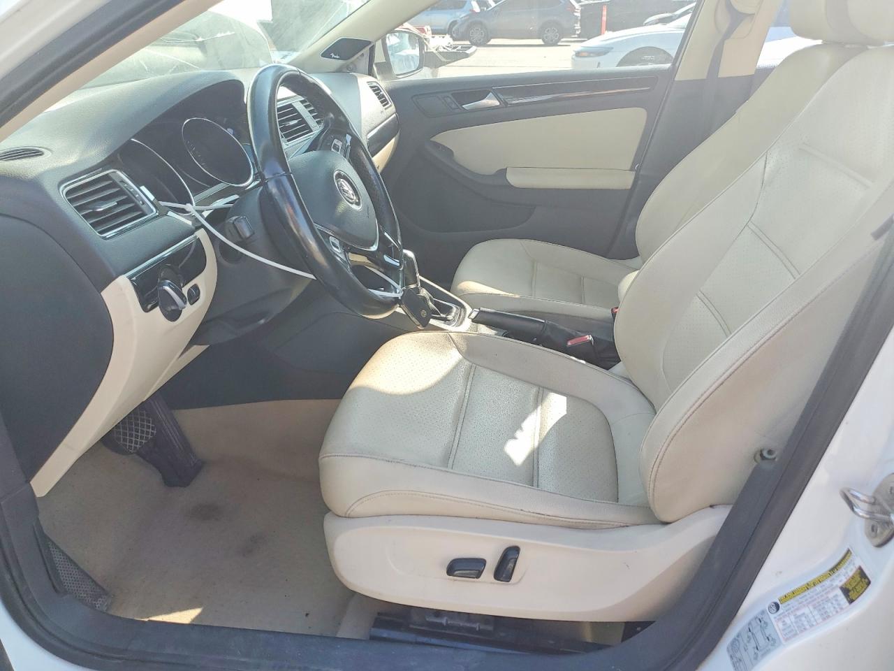 2015 Volkswagen Jetta Tdi White vin: 3VWLA7AJ1FM412828