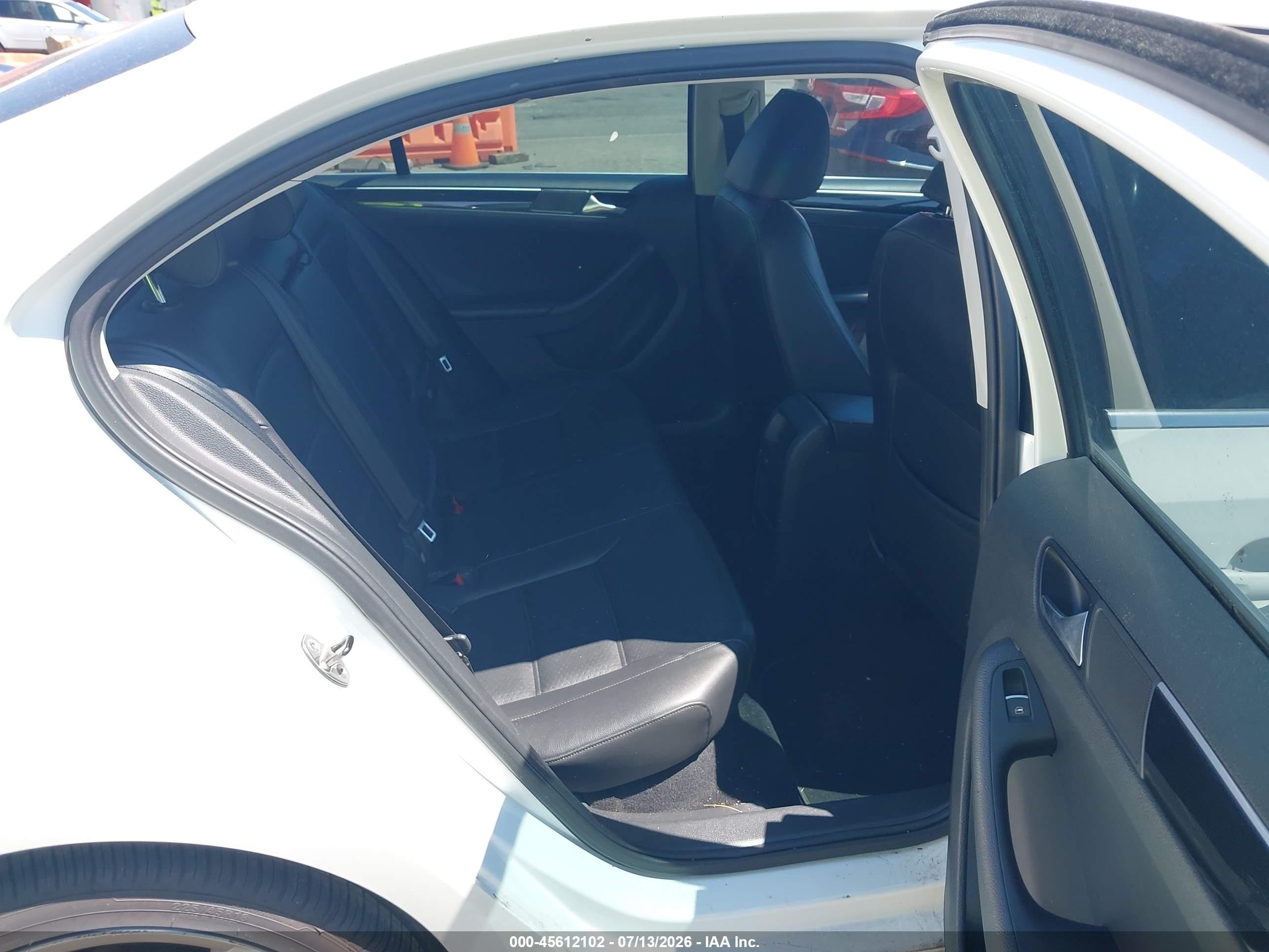 2015 Volkswagen Jetta 2.0l Tdi Sel White vin: 3VWLA7AJ2FM205669