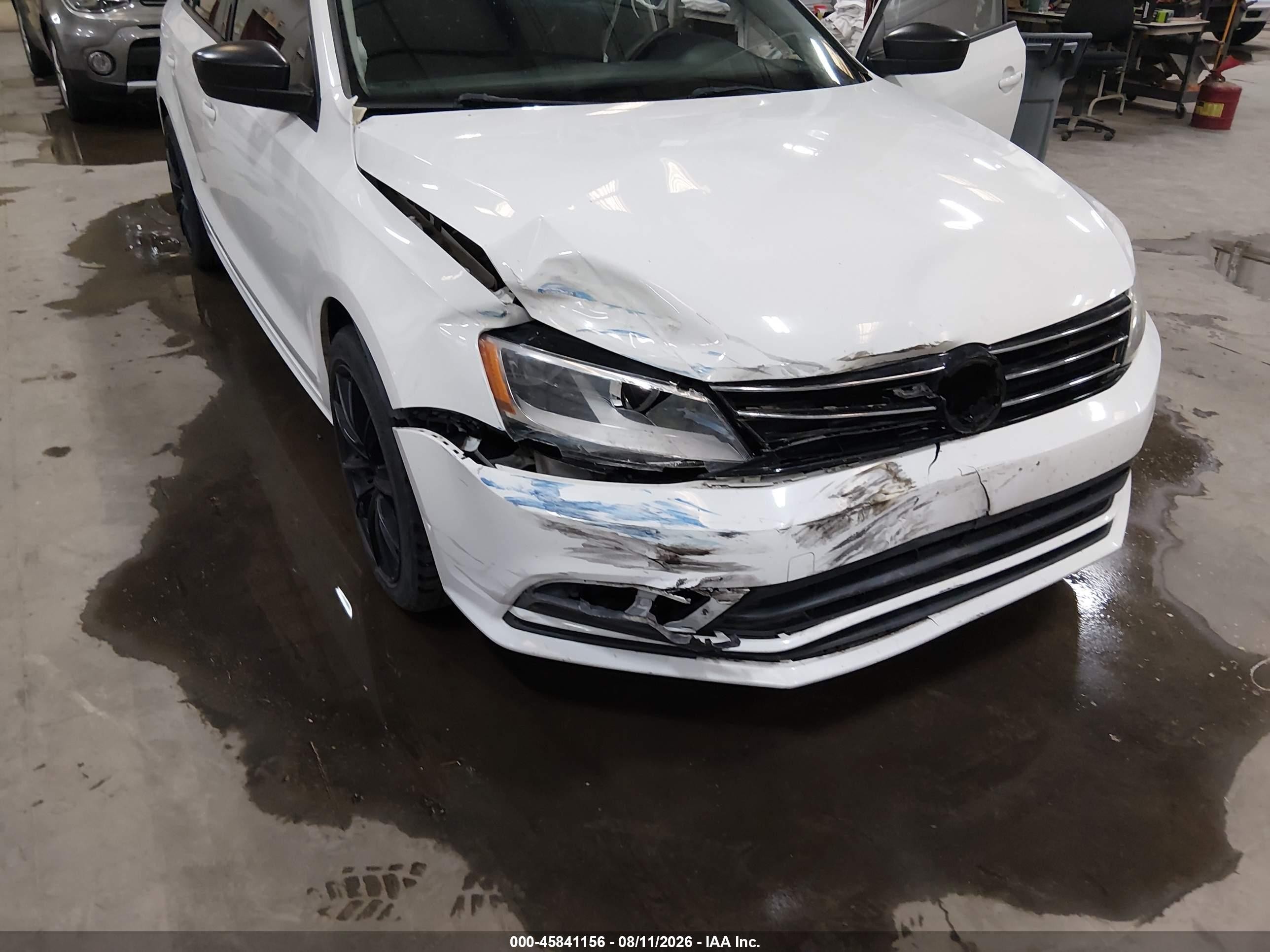 2015 Volkswagen Jetta 2.0l Tdi S White vin: 3VWLA7AJ3FM329353
