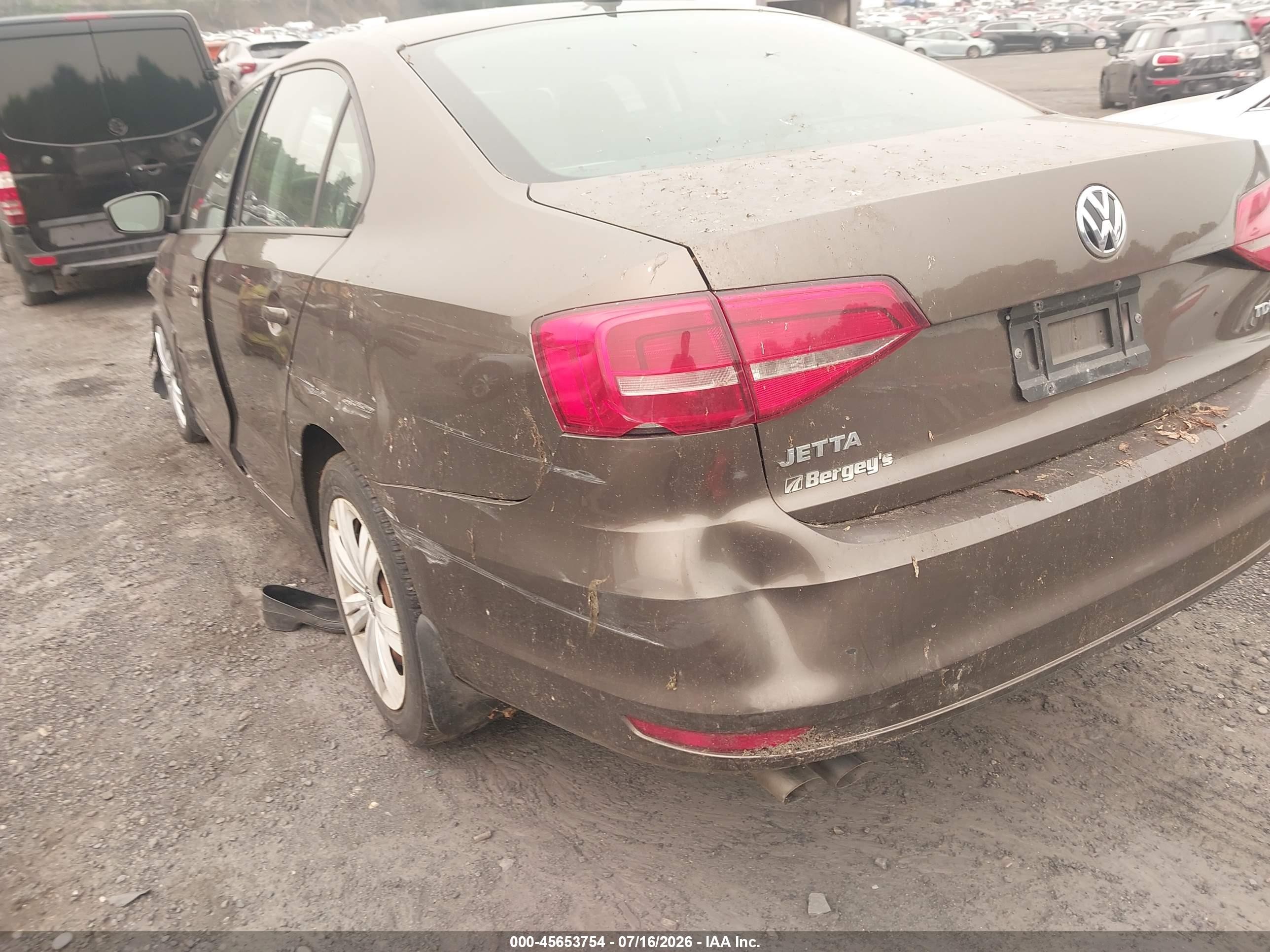 2015 Volkswagen Jetta 2.0l Tdi S Brown vin: 3VWLA7AJ4FM325151