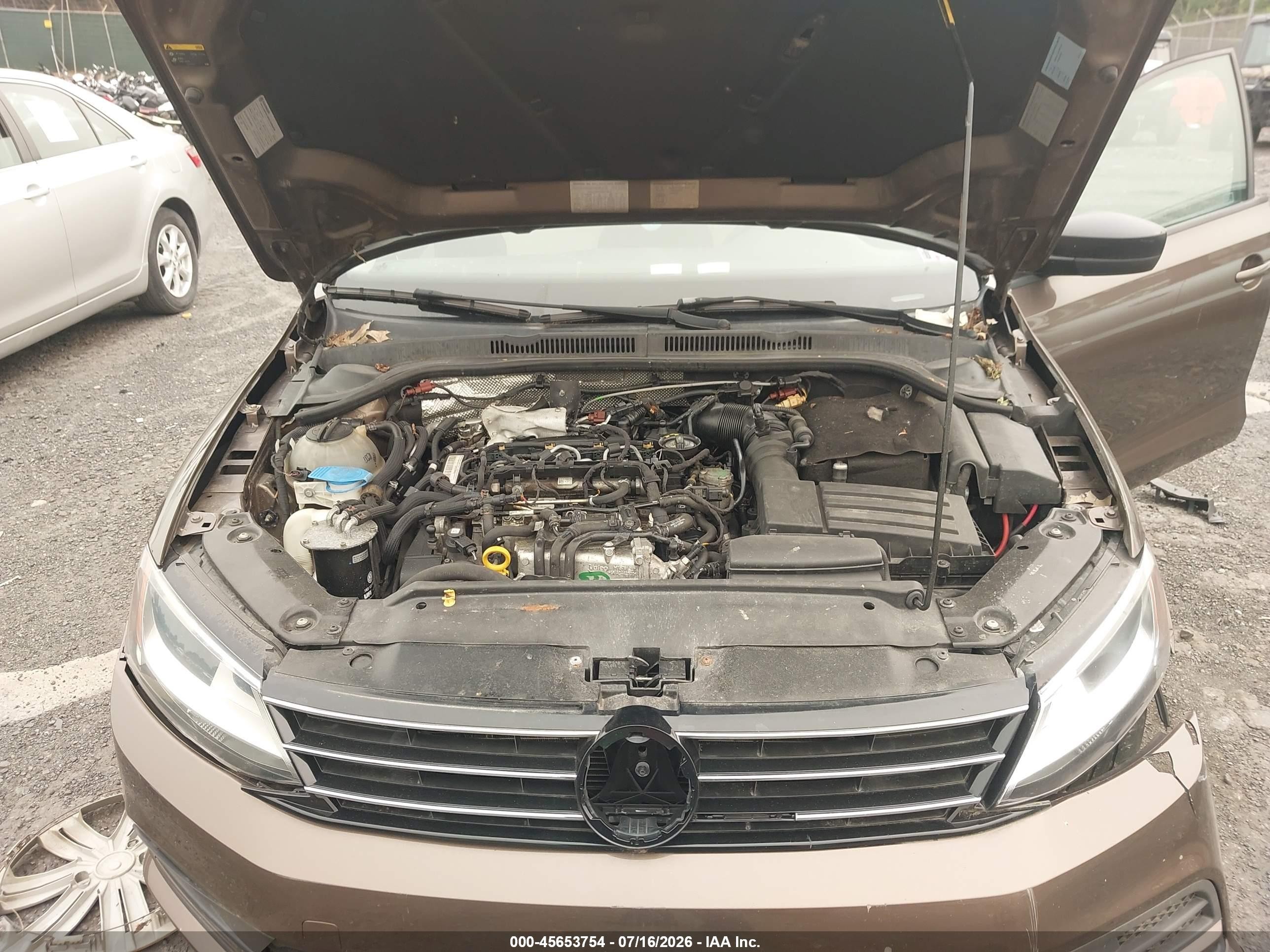 2015 Volkswagen Jetta 2.0l Tdi S Brown vin: 3VWLA7AJ4FM325151
