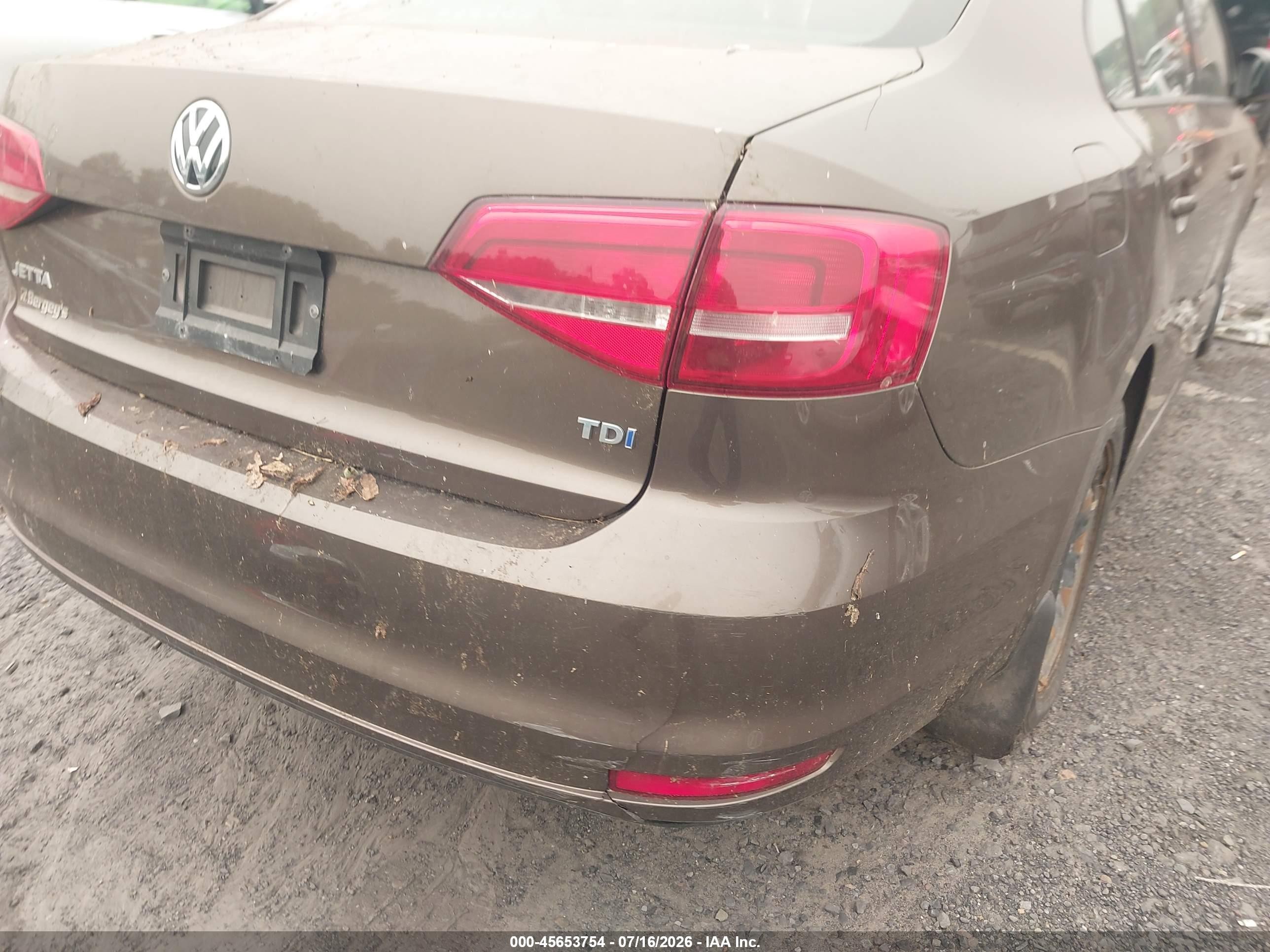 2015 Volkswagen Jetta 2.0l Tdi S Brown vin: 3VWLA7AJ4FM325151