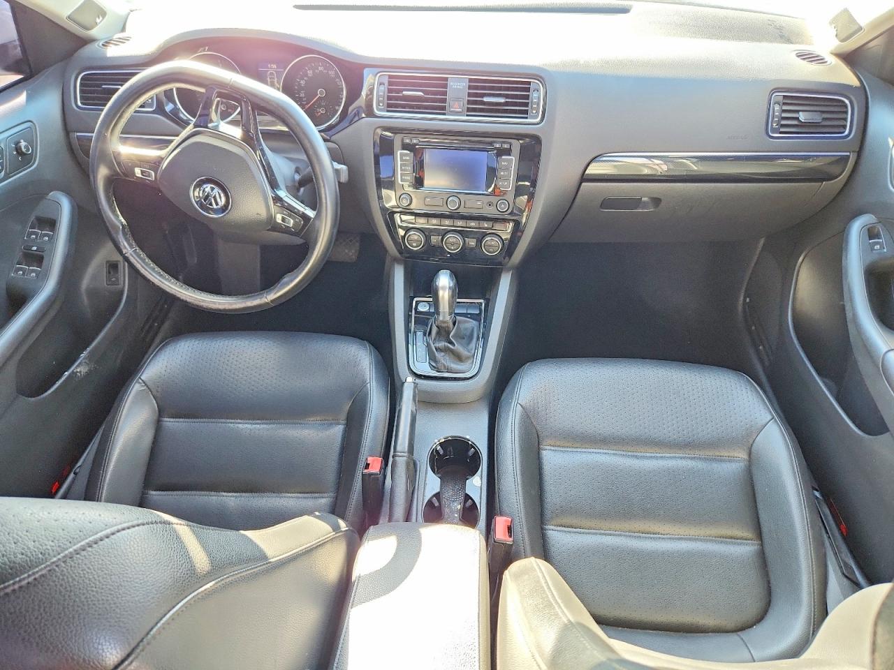 2015 Volkswagen Jetta Tdi White vin: 3VWLA7AJ5FM293200