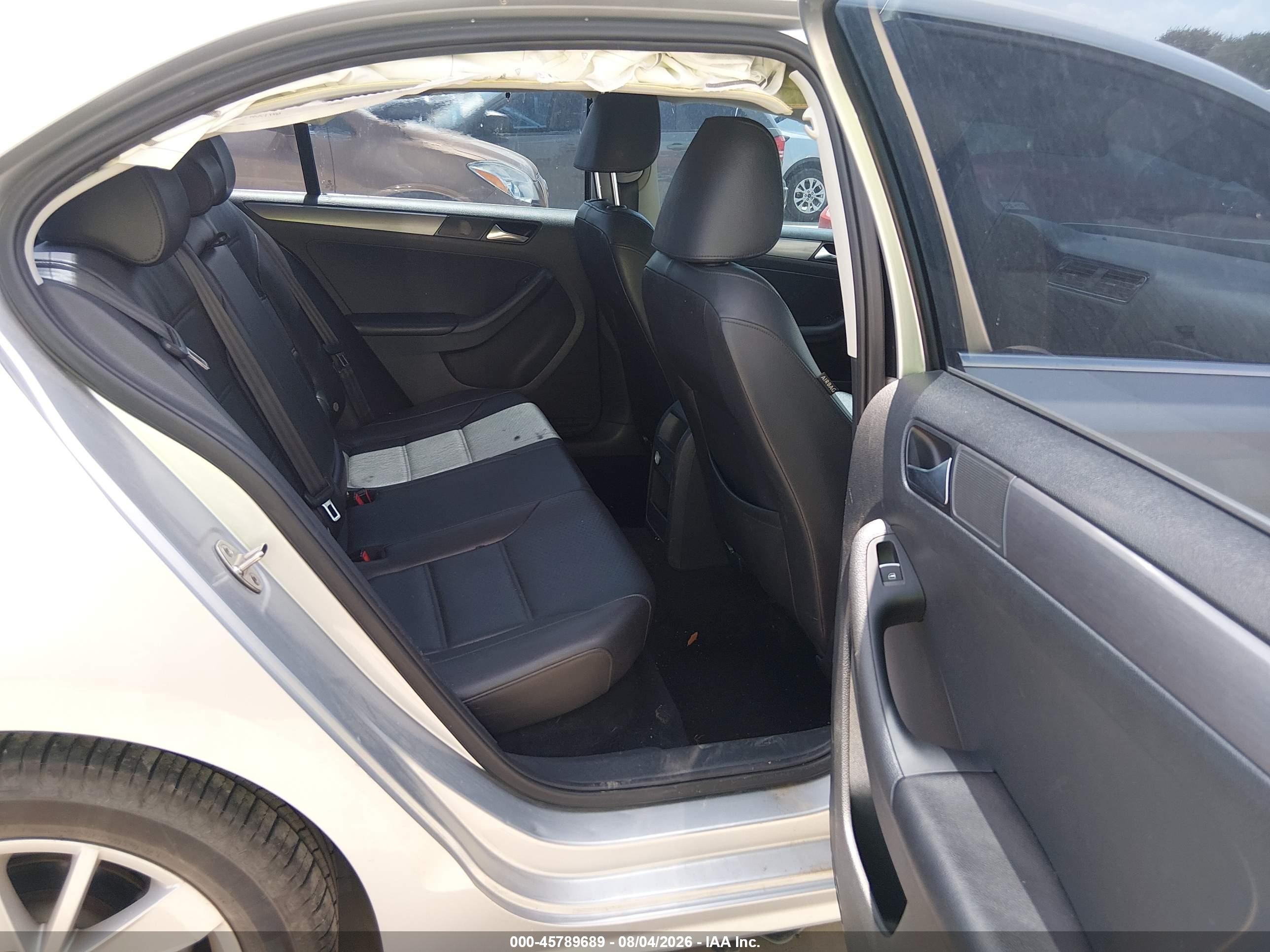 2015 Volkswagen Jetta 2.0l Tdi Se Silver vin: 3VWLA7AJ5FM324686