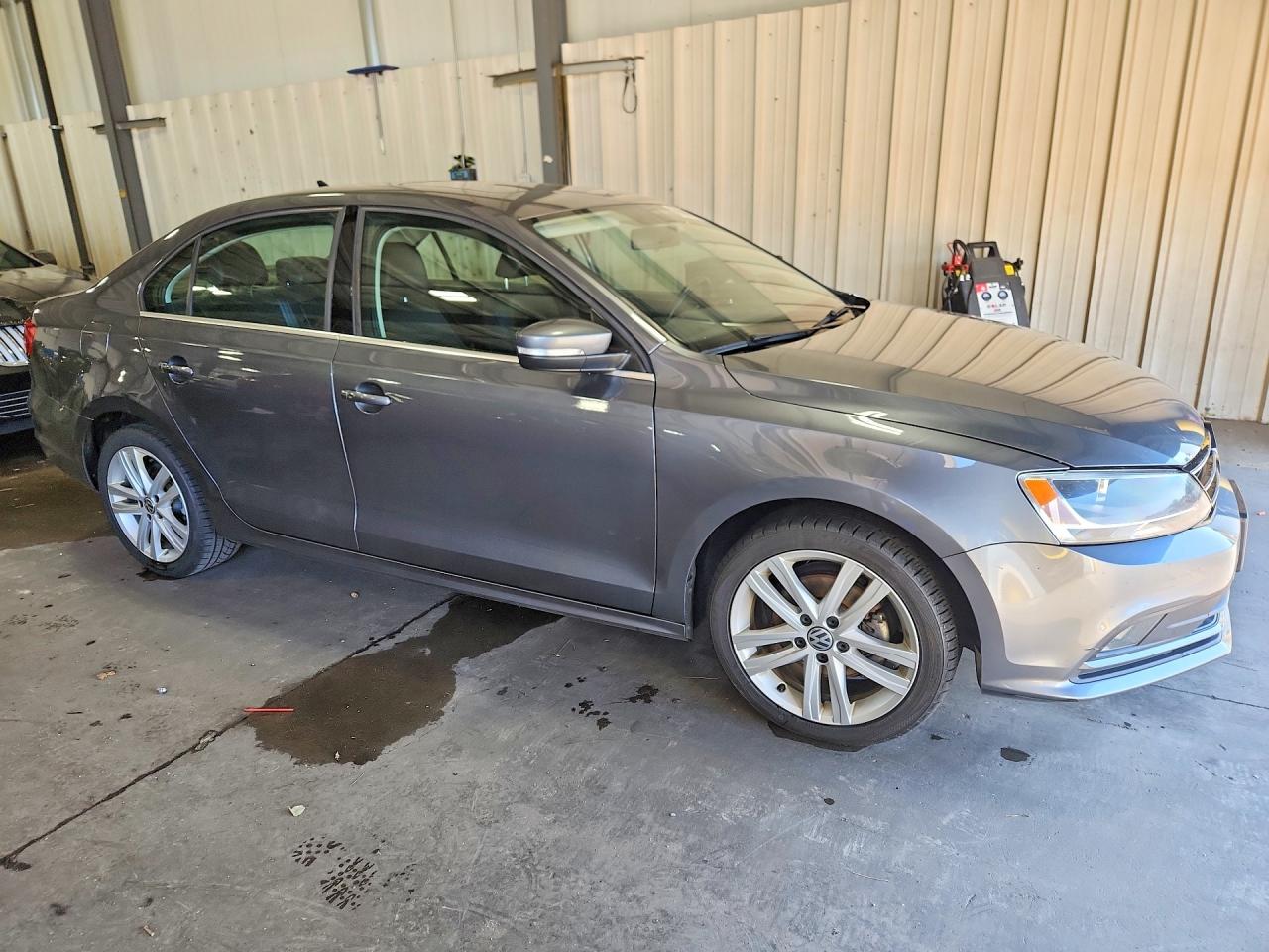 2015 Volkswagen Jetta Tdi Серебряный vin: 3VWLA7AJ6FM414042