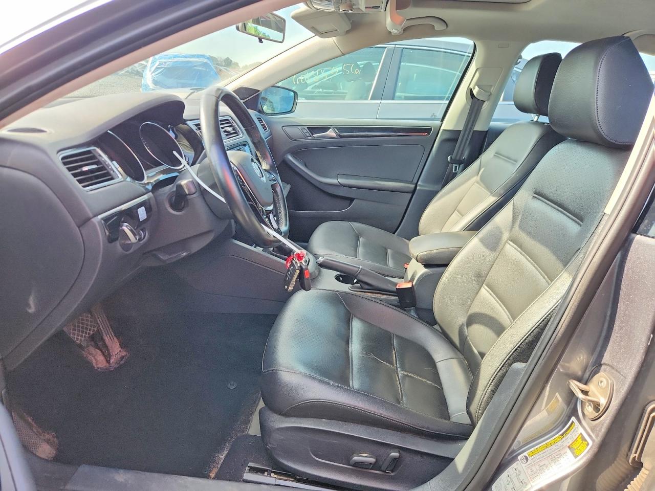 2015 Volkswagen Jetta Tdi Серебряный vin: 3VWLA7AJ6FM414042