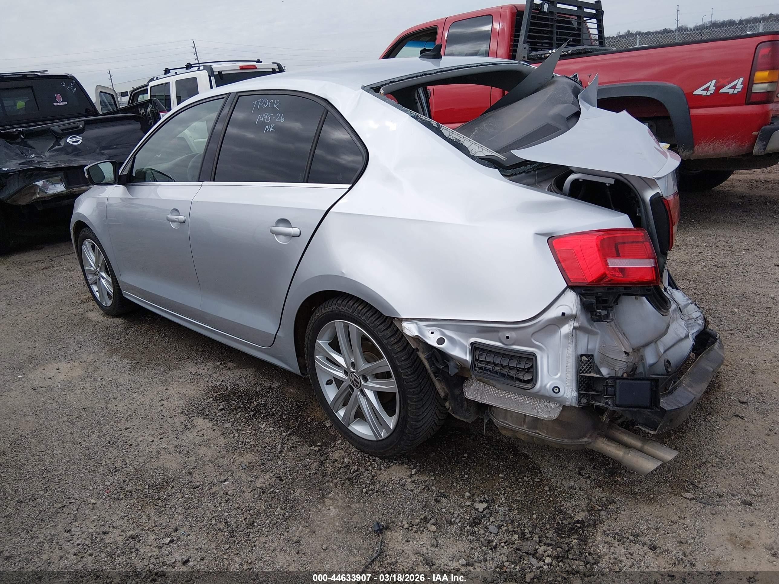 2015 Volkswagen Jetta 2.0l Tdi Sel Серебряный vin: 3VWLA7AJ7FM265415