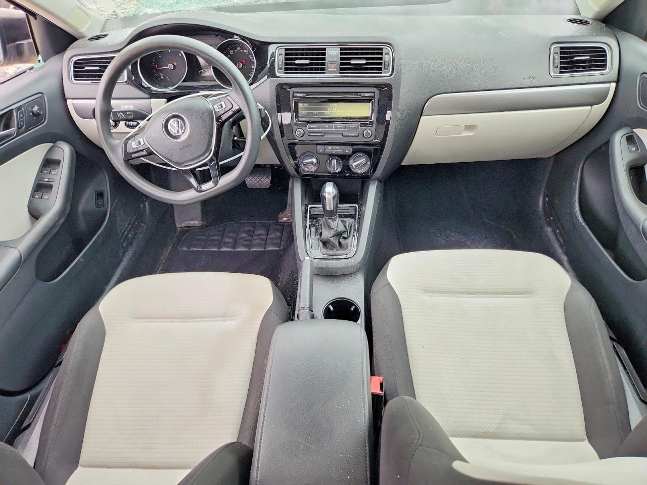 2015 Volkswagen Jetta Tdi Gold vin: 3VWLA7AJ7FM277645
