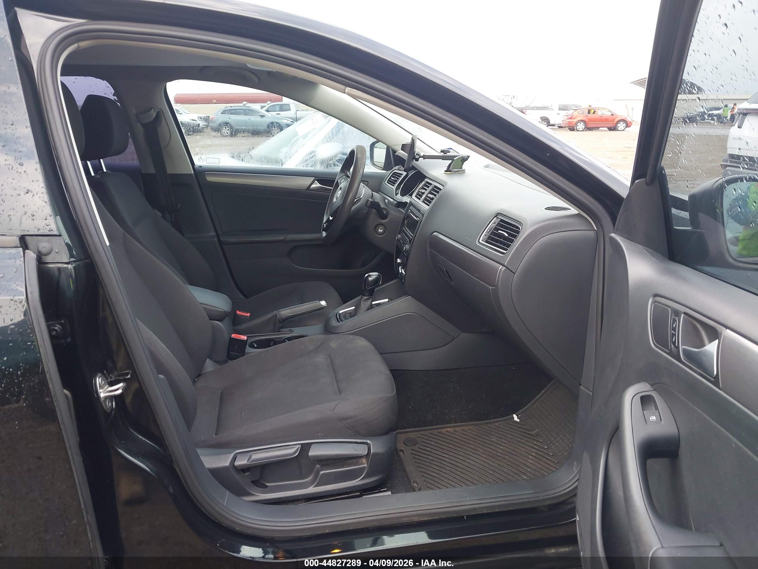 2015 Volkswagen Jetta 2.0l Tdi S Black vin: 3VWLA7AJ8FM341188