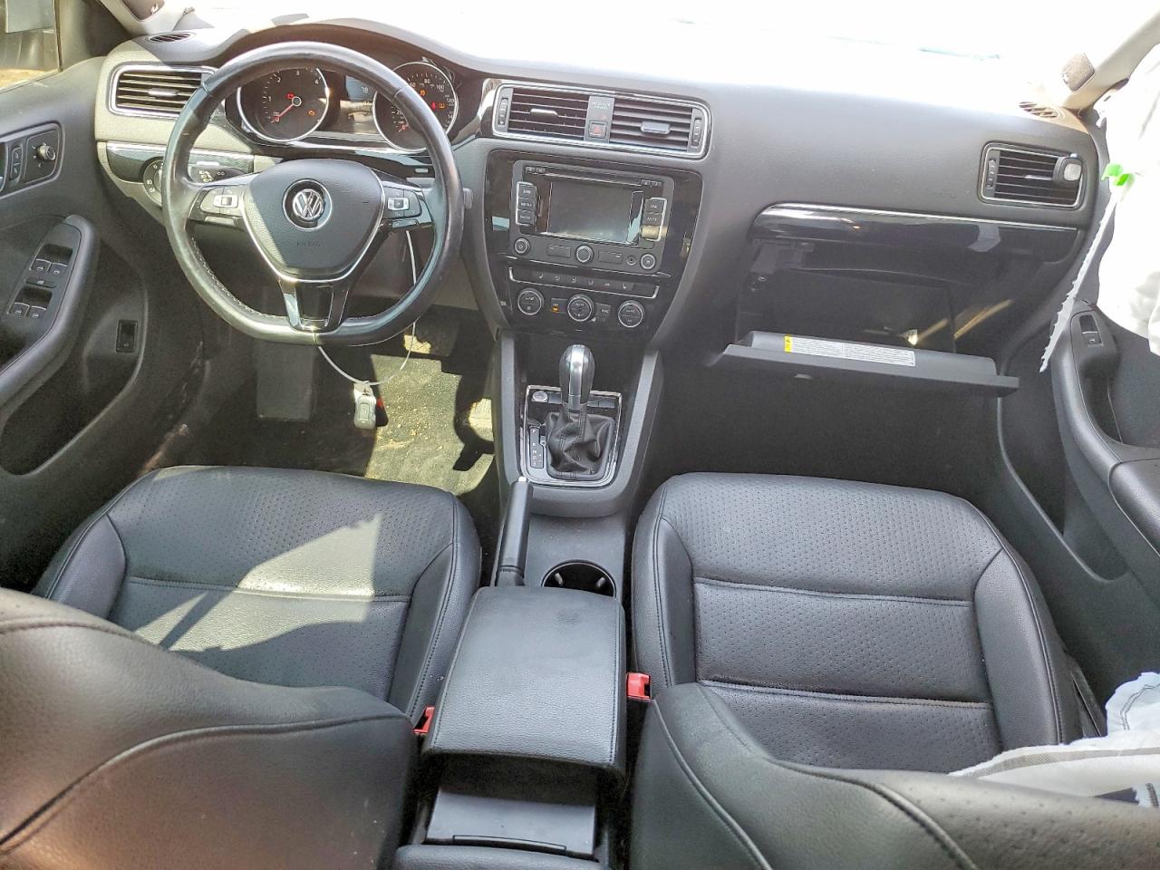 2015 Volkswagen Jetta Tdi Silver vin: 3VWLA7AJ8FM244024