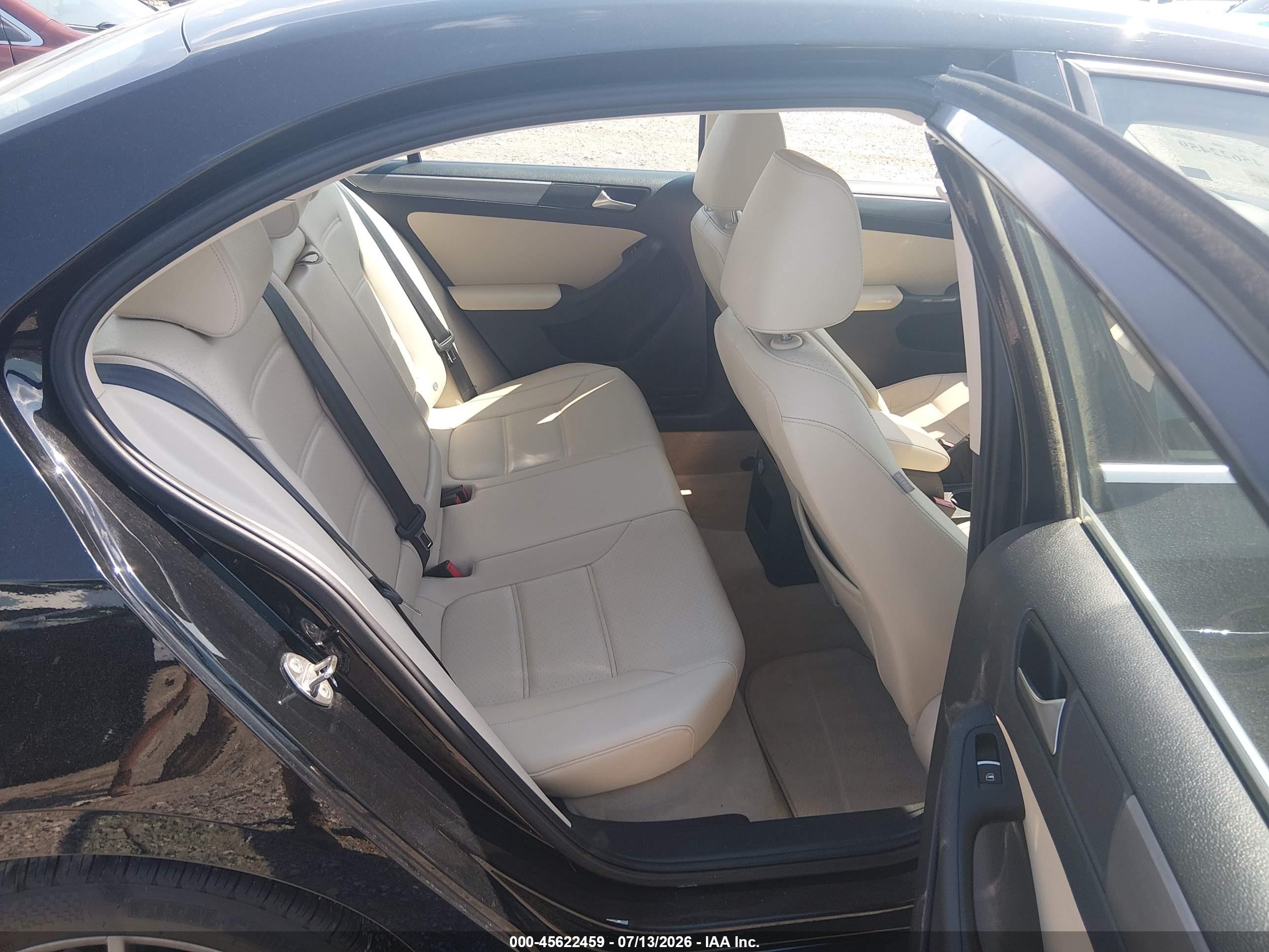2015 Volkswagen Jetta 2.0l Tdi Se Black vin: 3VWLA7AJ8FM328232