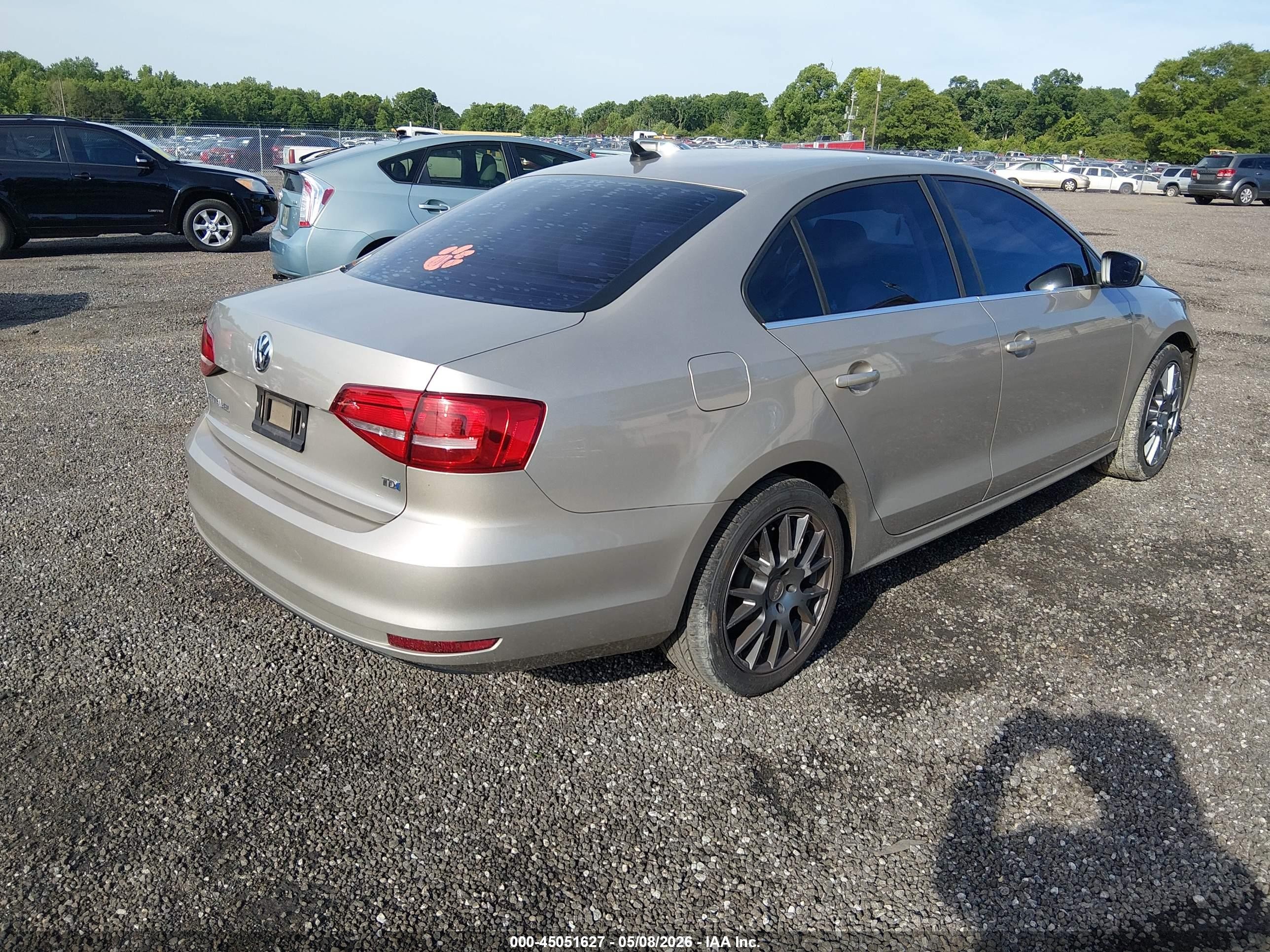 2015 Volkswagen Jetta 2.0l Tdi Sel Champagne vin: 3VWLA7AJ8FM342275