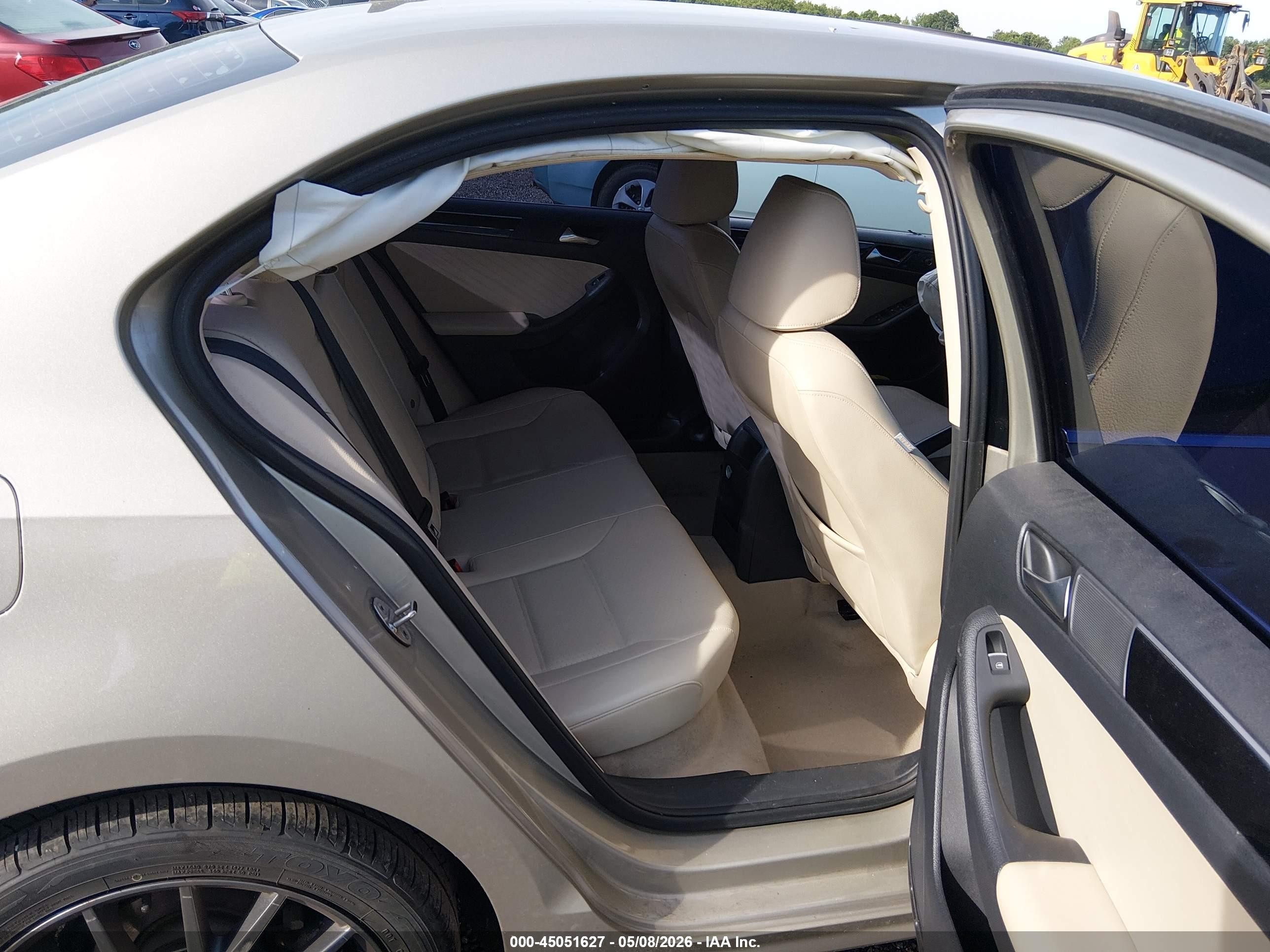 2015 Volkswagen Jetta 2.0l Tdi Sel Champagne vin: 3VWLA7AJ8FM342275