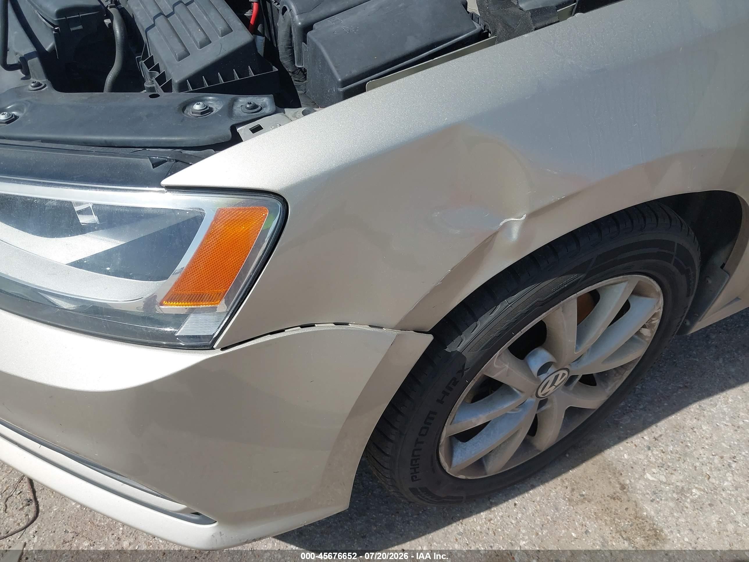 2015 Volkswagen Jetta 2.0l Tdi S Золотой vin: 3VWLA7AJXFM263299
