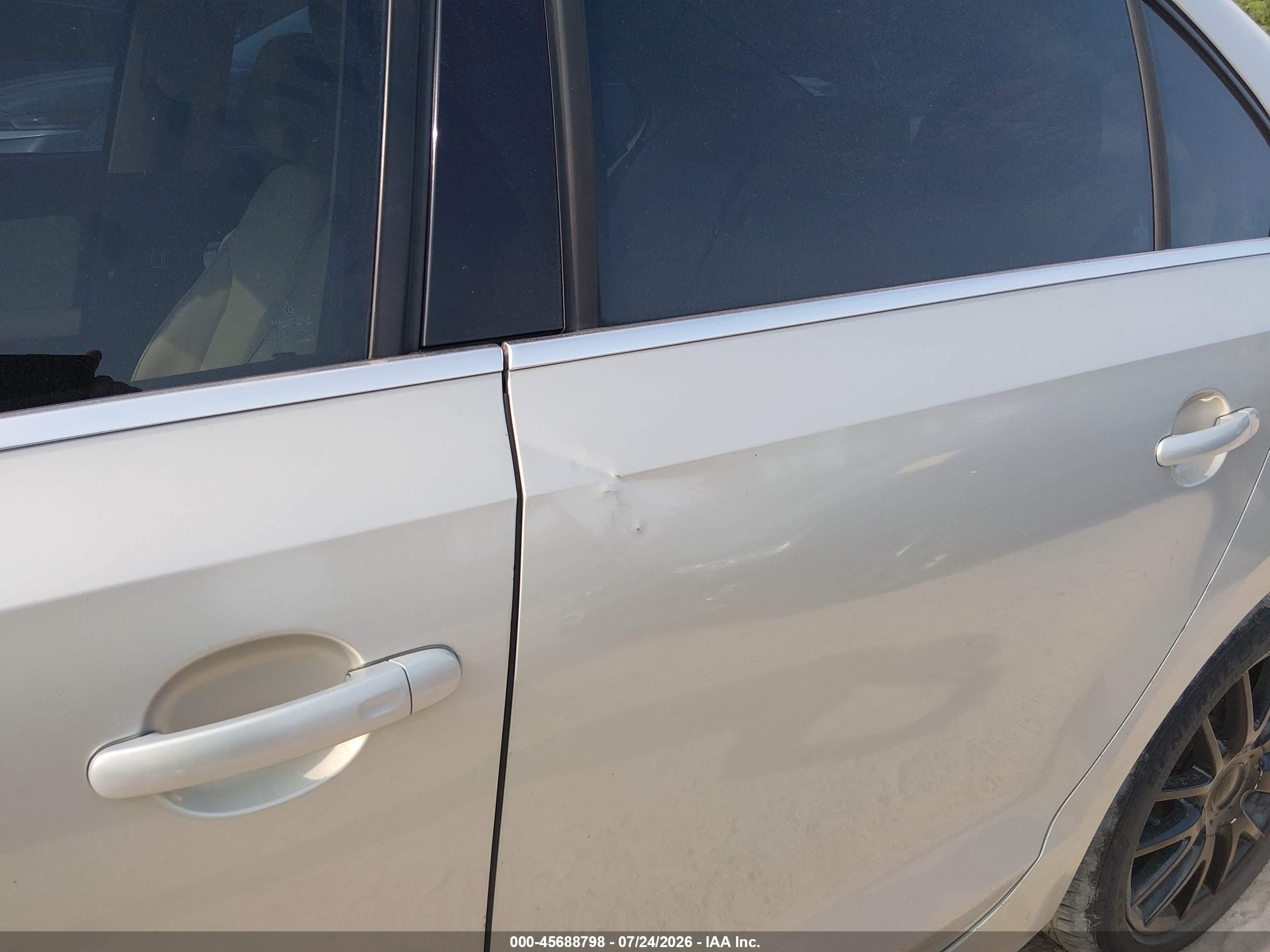 2011 Volkswagen Jetta 2.0l Tdi Silver vin: 3VWLL7AJ0BM121774