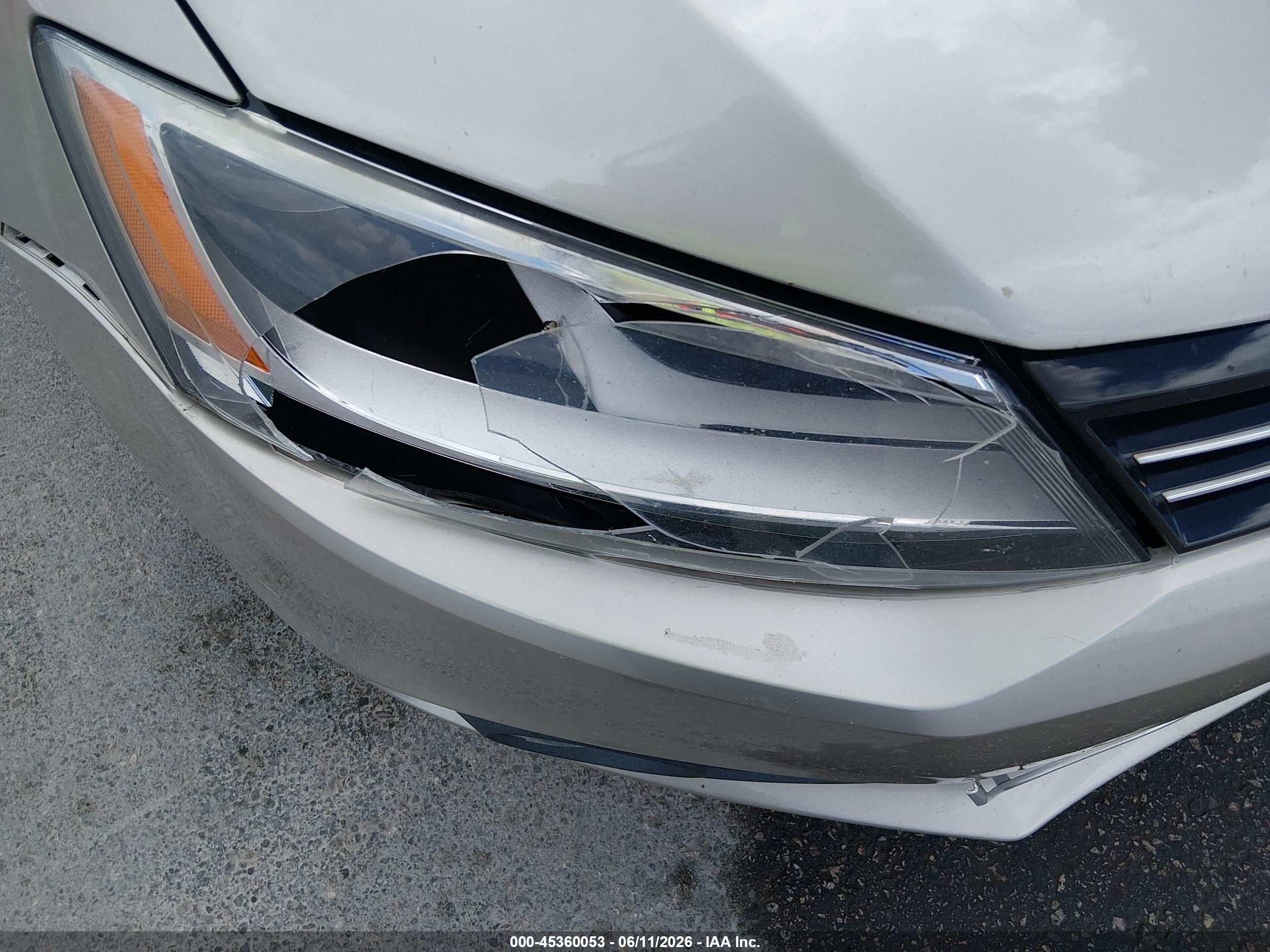 2013 Volkswagen Jetta 2.0l Tdi Tan vin: 3VWLL7AJ0DM231047