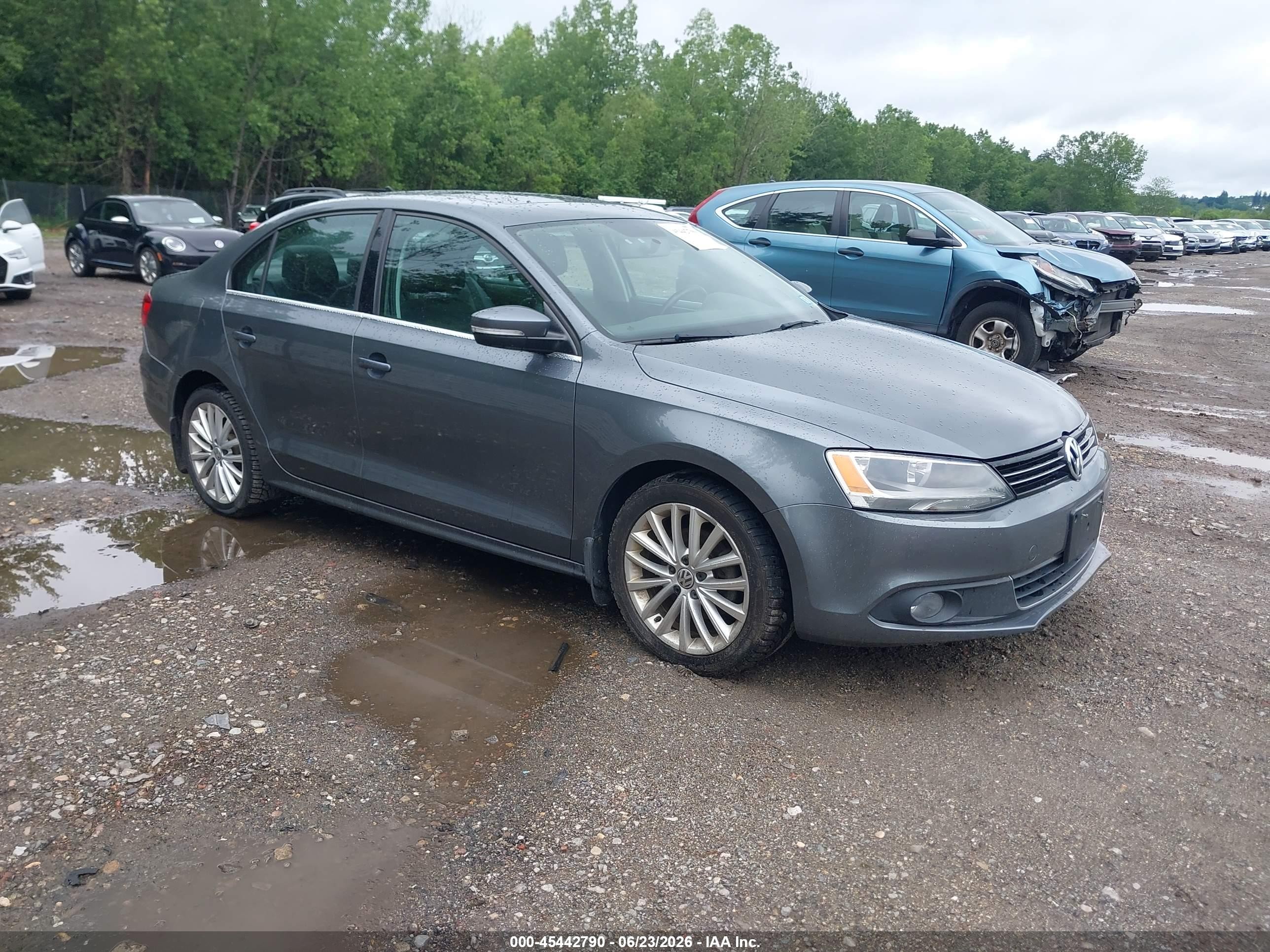 2013 Volkswagen Jetta 2.0l Tdi Gray vin: 3VWLL7AJ0DM395057