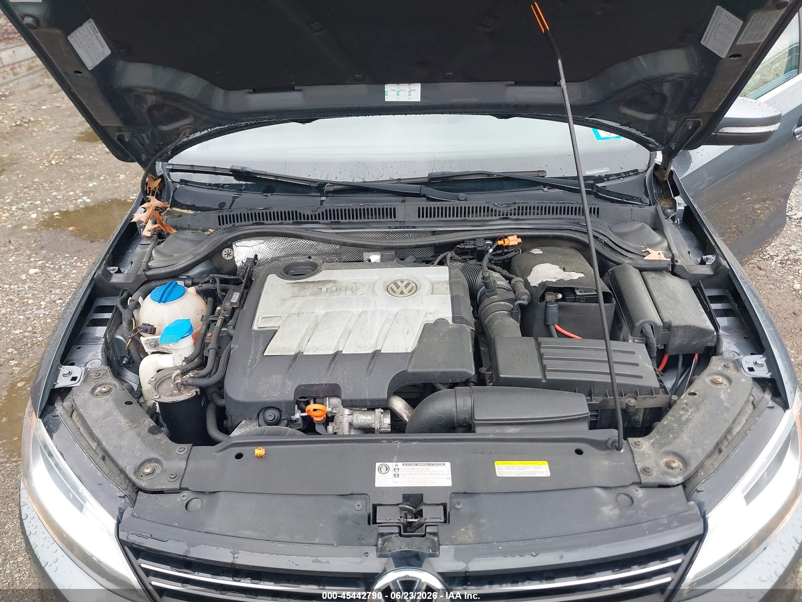 2013 Volkswagen Jetta 2.0l Tdi Gray vin: 3VWLL7AJ0DM395057