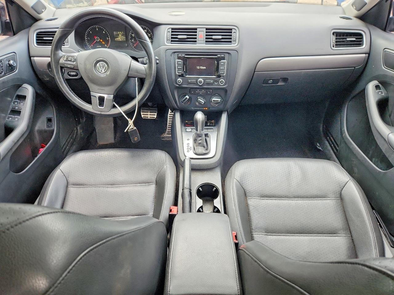 2014 Volkswagen Jetta Tdi Blue vin: 3VWLL7AJ0EM445618