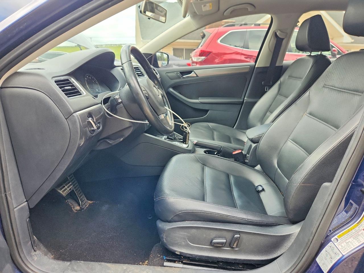 2014 Volkswagen Jetta Tdi Blue vin: 3VWLL7AJ0EM445618