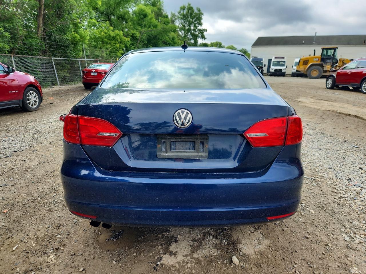 2014 Volkswagen Jetta Tdi Blue vin: 3VWLL7AJ0EM445618