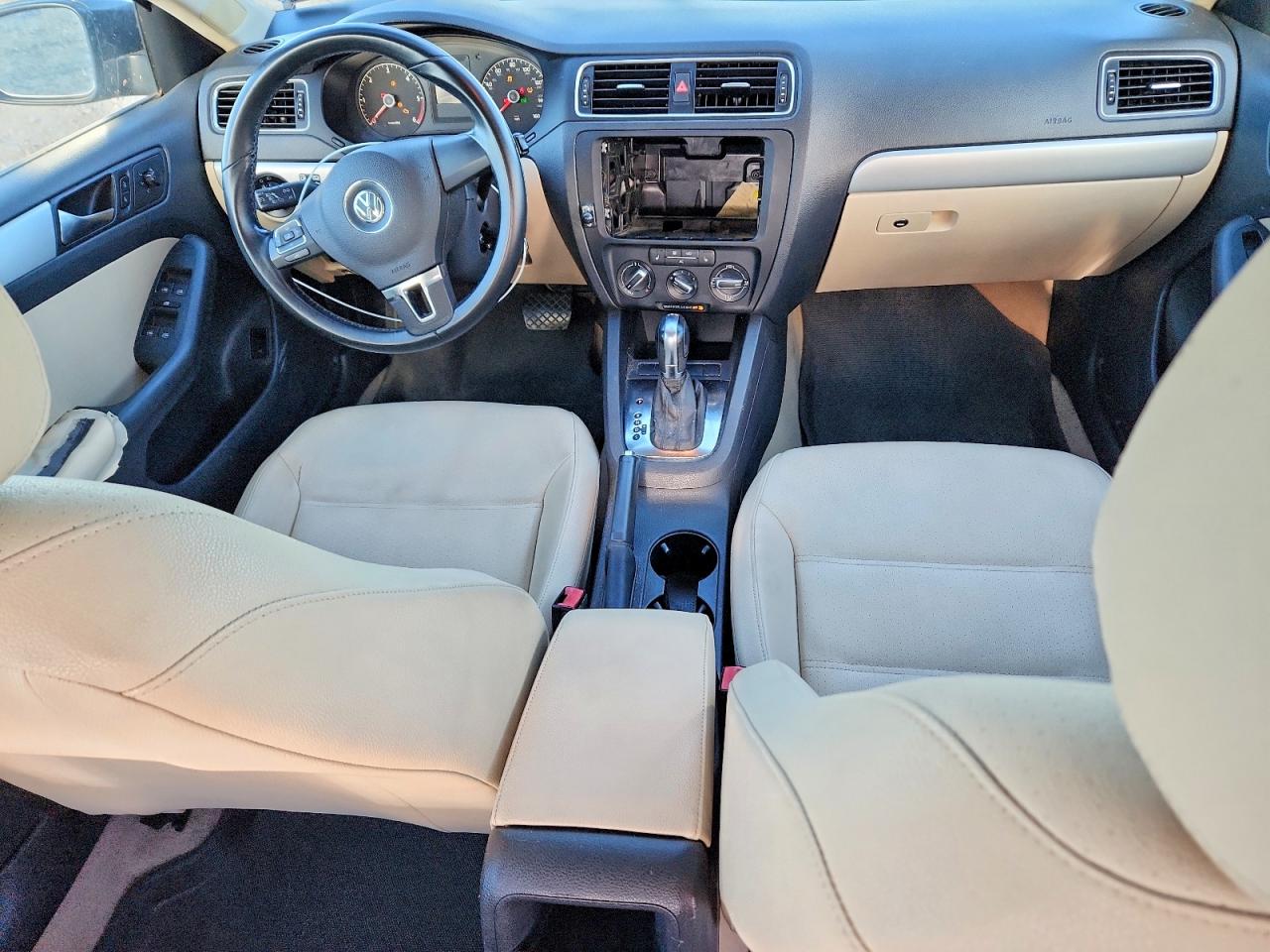 2011 Volkswagen Jetta Tdi Черный vin: 3VWLL7AJ1BM059155
