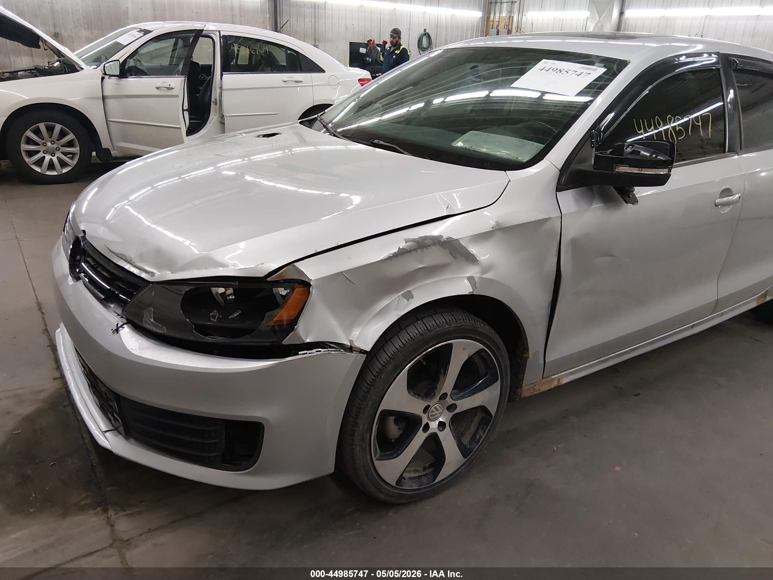 2012 Volkswagen Jetta 2.0l Tdi Серебряный vin: 3VWLL7AJ1CM010751