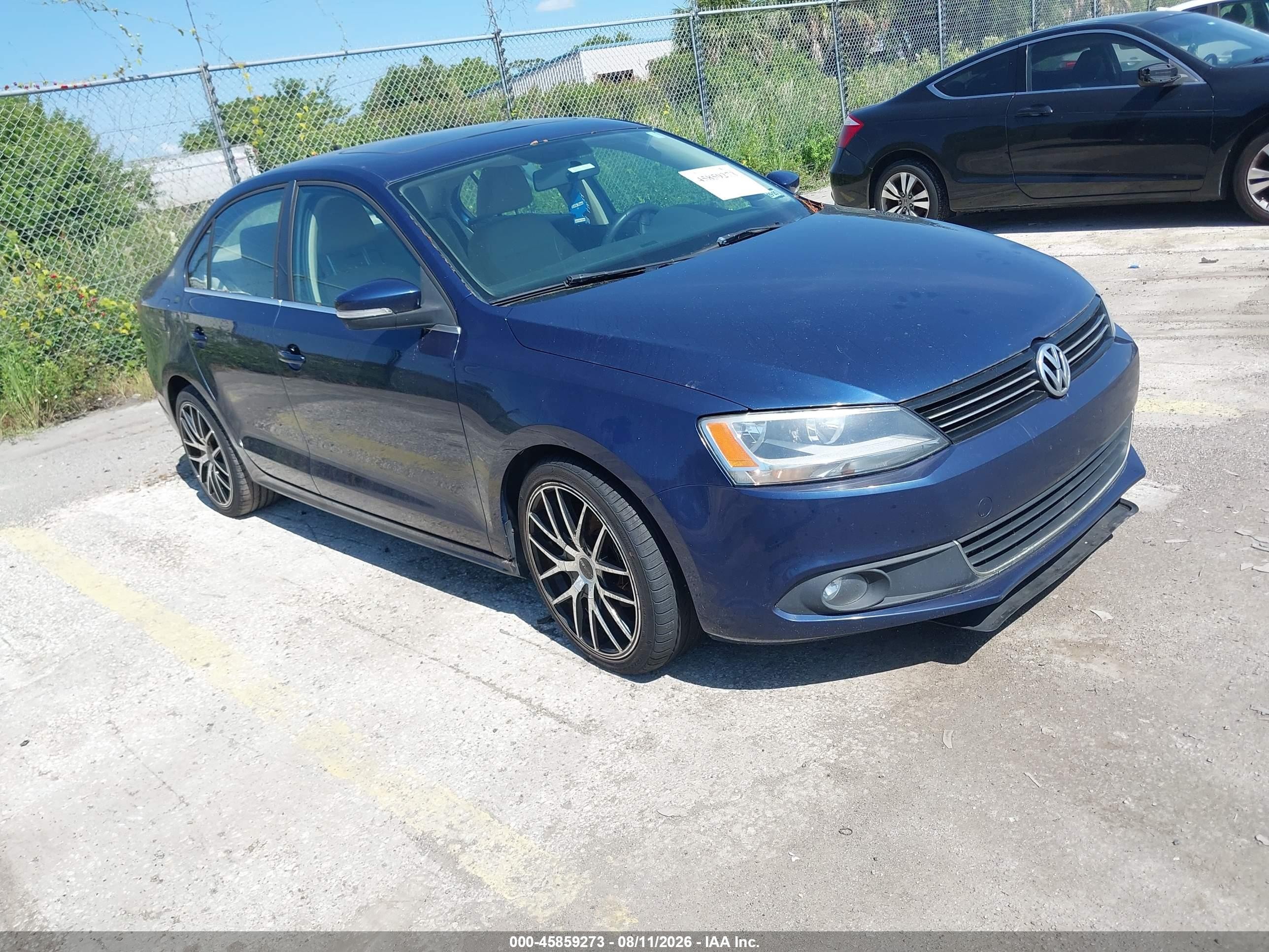 2013 Volkswagen Jetta 2.0l Tdi Blue vin: 3VWLL7AJ1DM240551