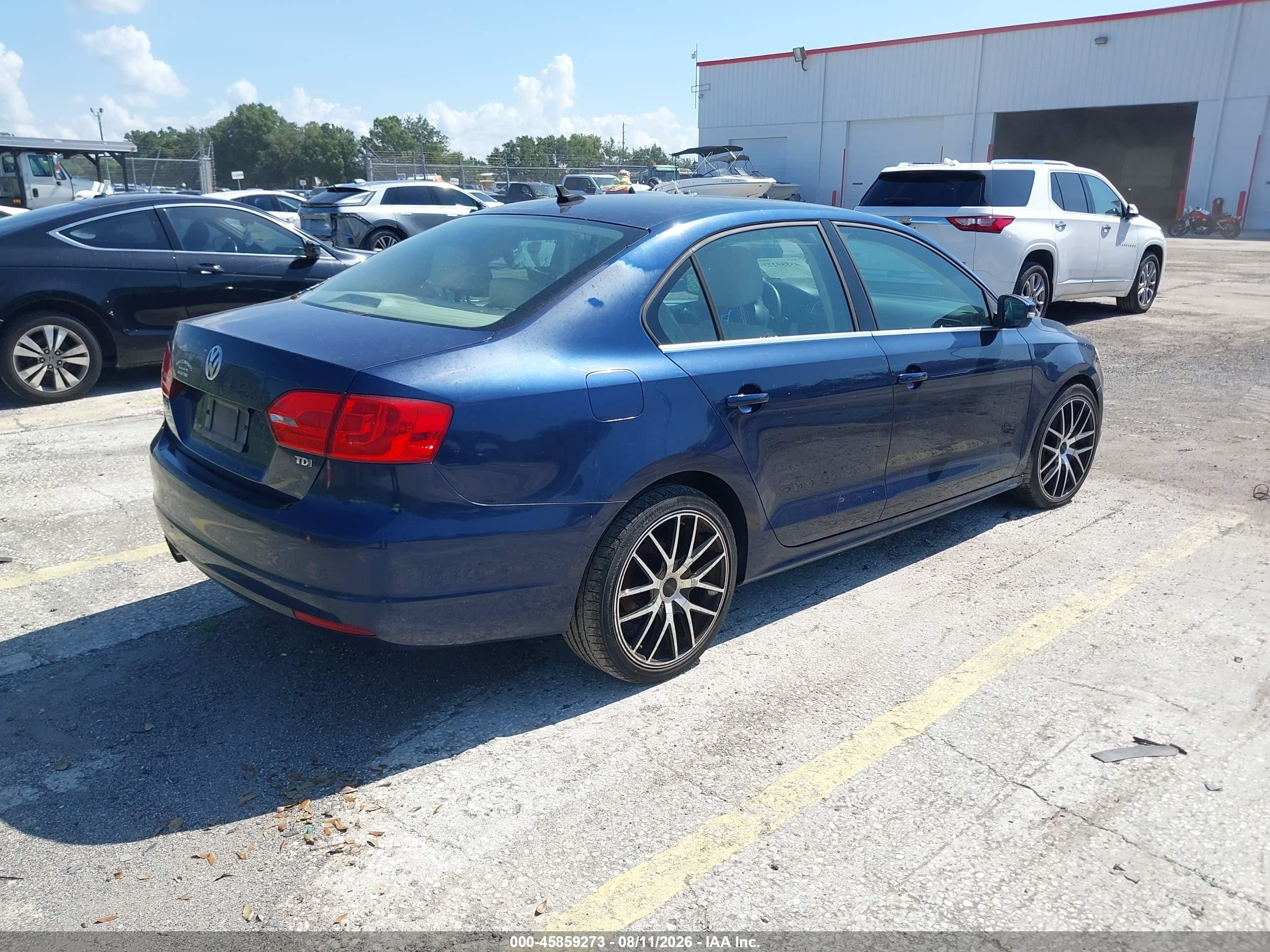 2013 Volkswagen Jetta 2.0l Tdi Blue vin: 3VWLL7AJ1DM240551