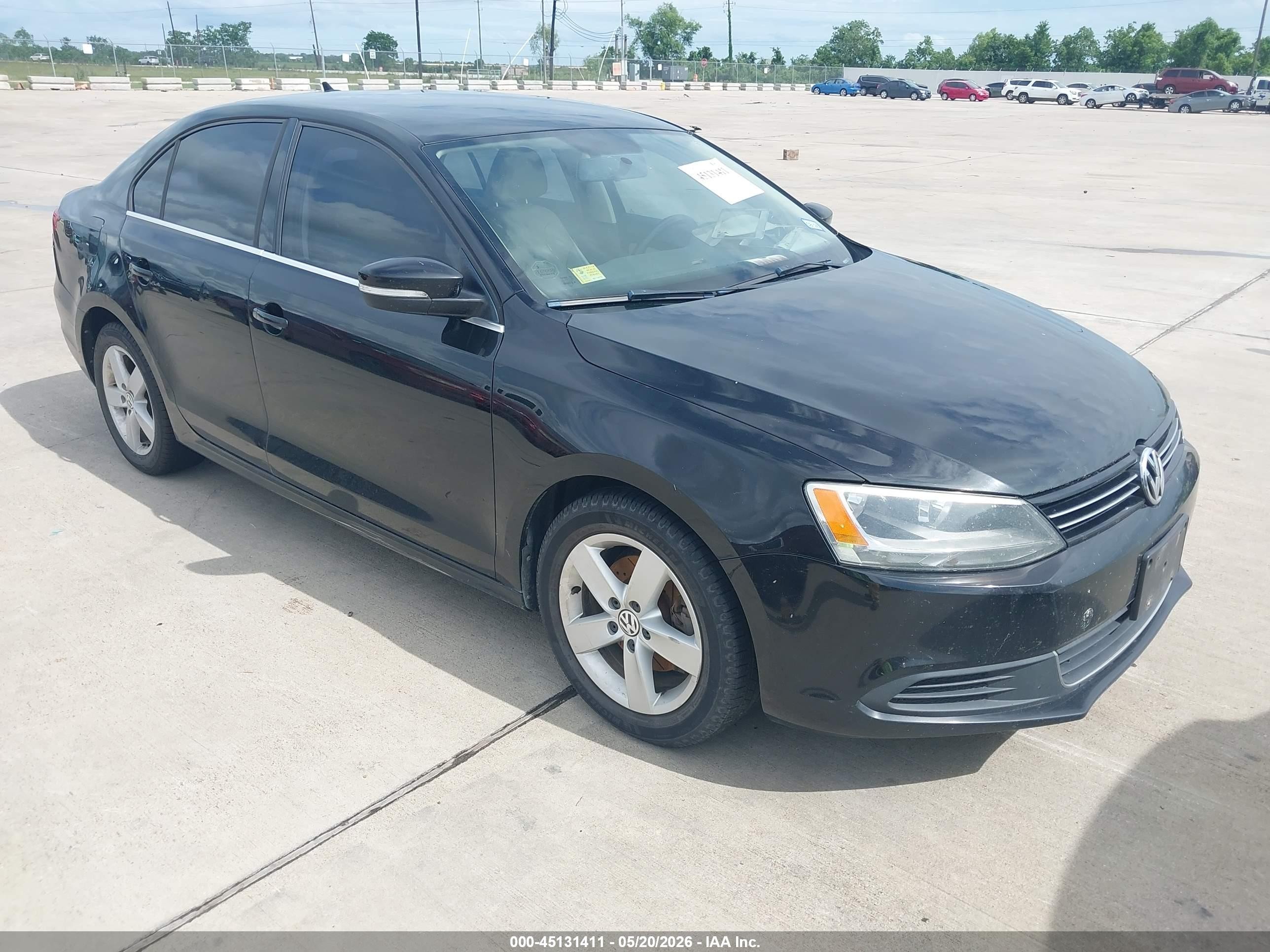 3VWLL7AJ1DM421200