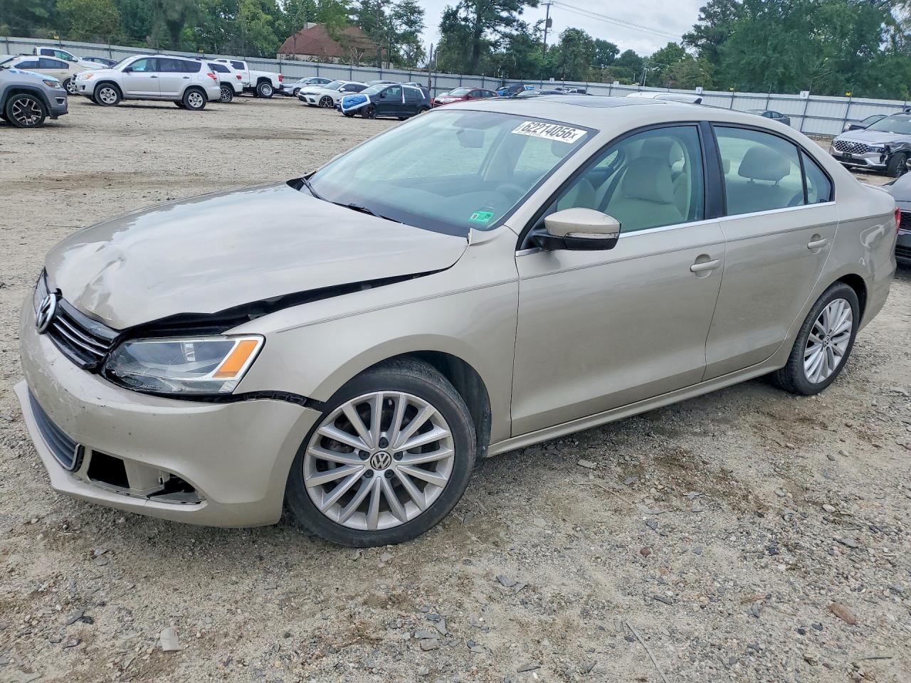 2014 Volkswagen Jetta Tdi Beige vin: 3VWLL7AJ1EM244598