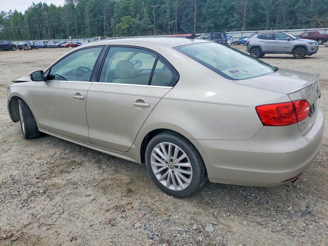 2014 Volkswagen Jetta Tdi Beige vin: 3VWLL7AJ1EM244598