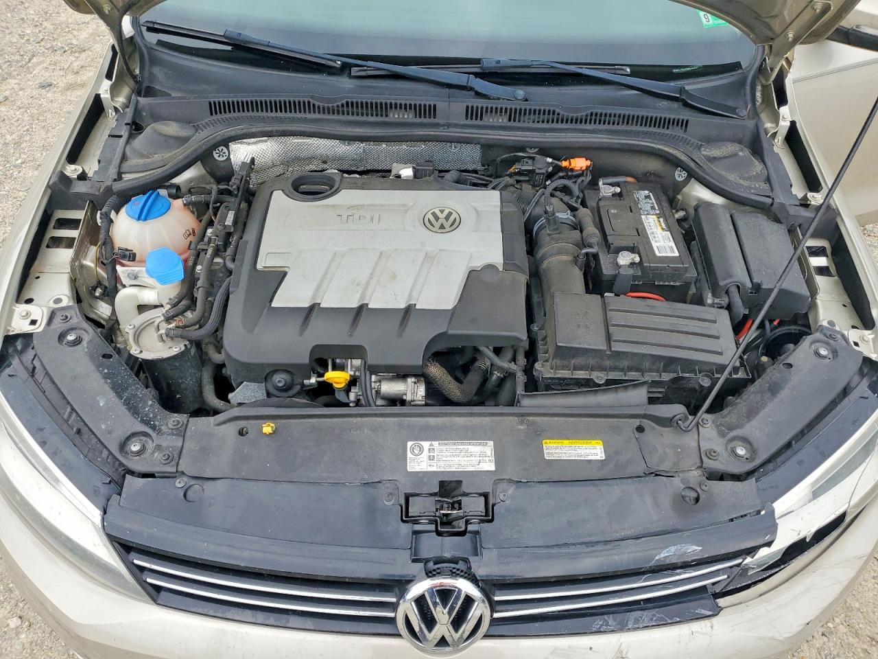 2014 Volkswagen Jetta Tdi Beige vin: 3VWLL7AJ1EM244598