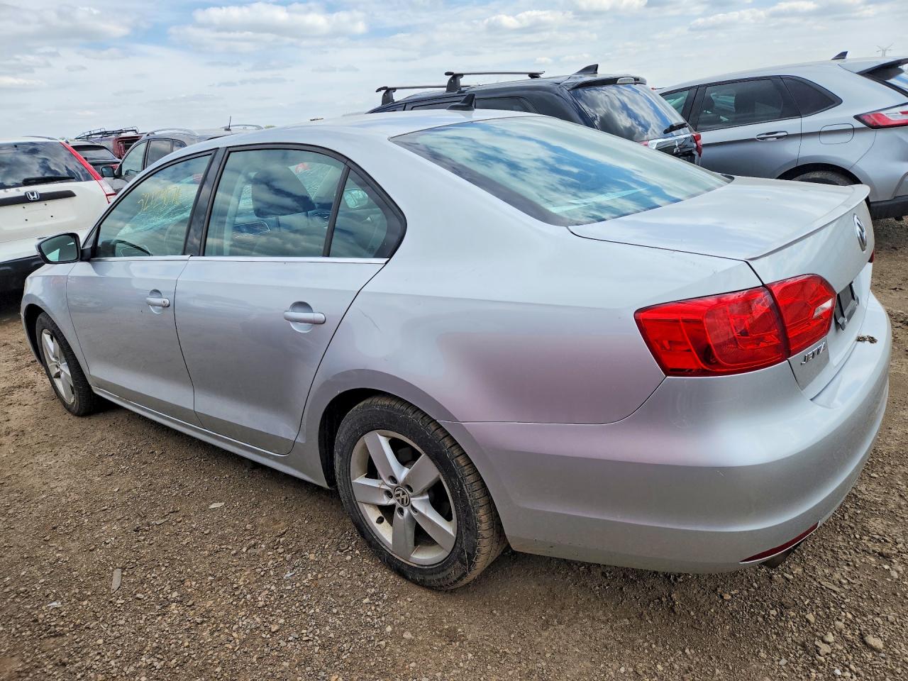 2014 Volkswagen Jetta Tdi Серебряный vin: 3VWLL7AJ1EM402499