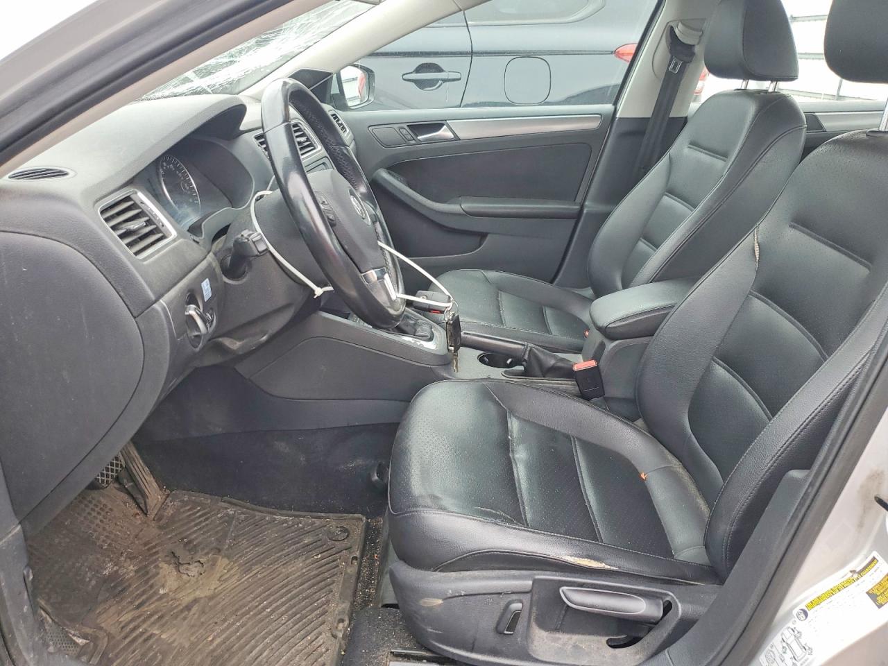 2014 Volkswagen Jetta Tdi Серебряный vin: 3VWLL7AJ1EM402499