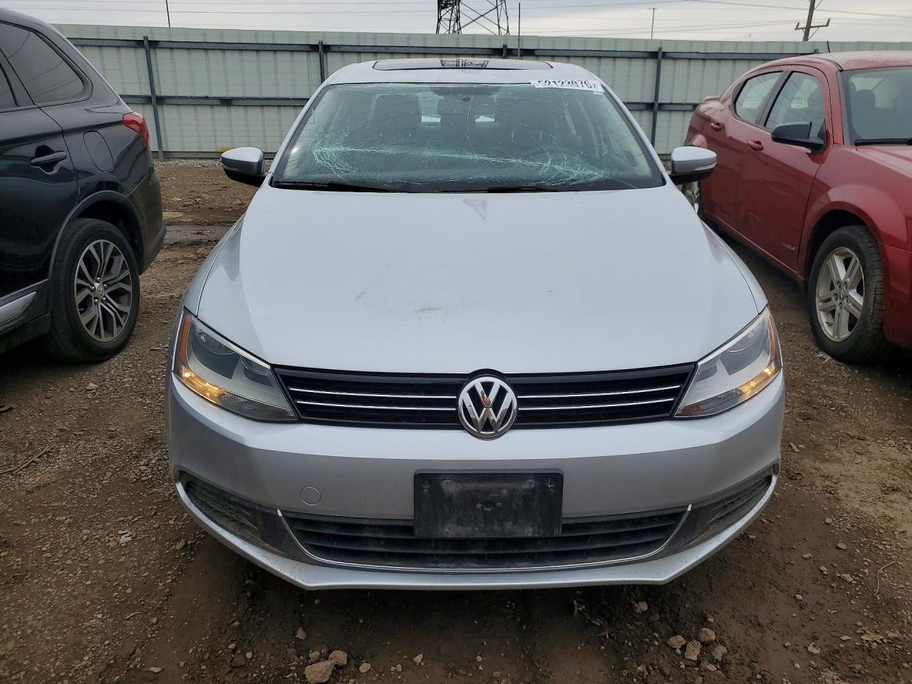 2014 Volkswagen Jetta Tdi Серебряный vin: 3VWLL7AJ1EM402499