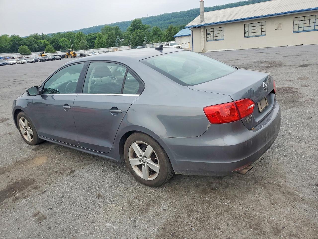 2014 Volkswagen Jetta Tdi Gray vin: 3VWLL7AJ1EM416970
