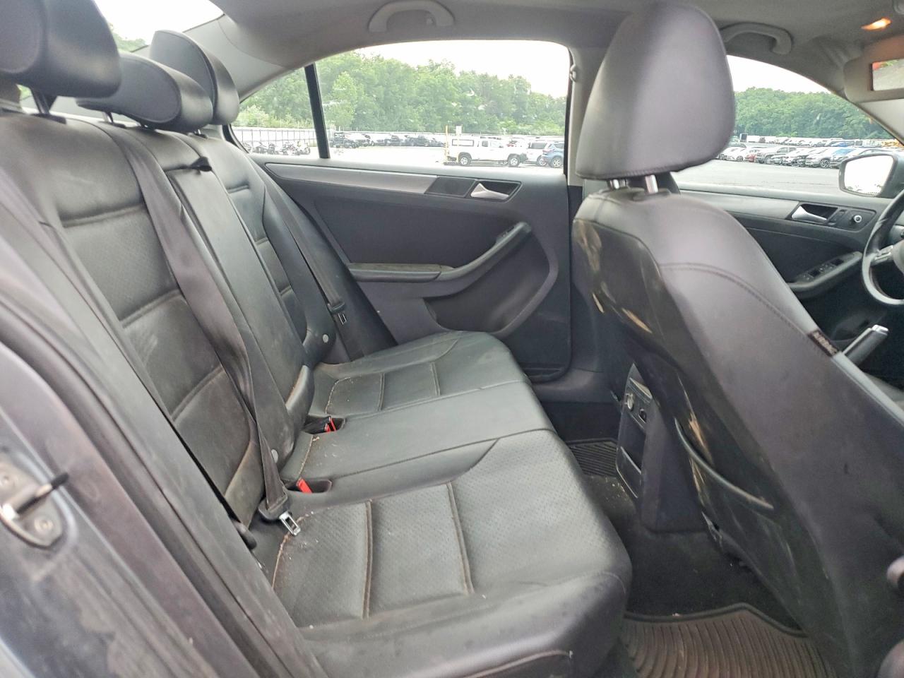 2014 Volkswagen Jetta Tdi Gray vin: 3VWLL7AJ1EM416970